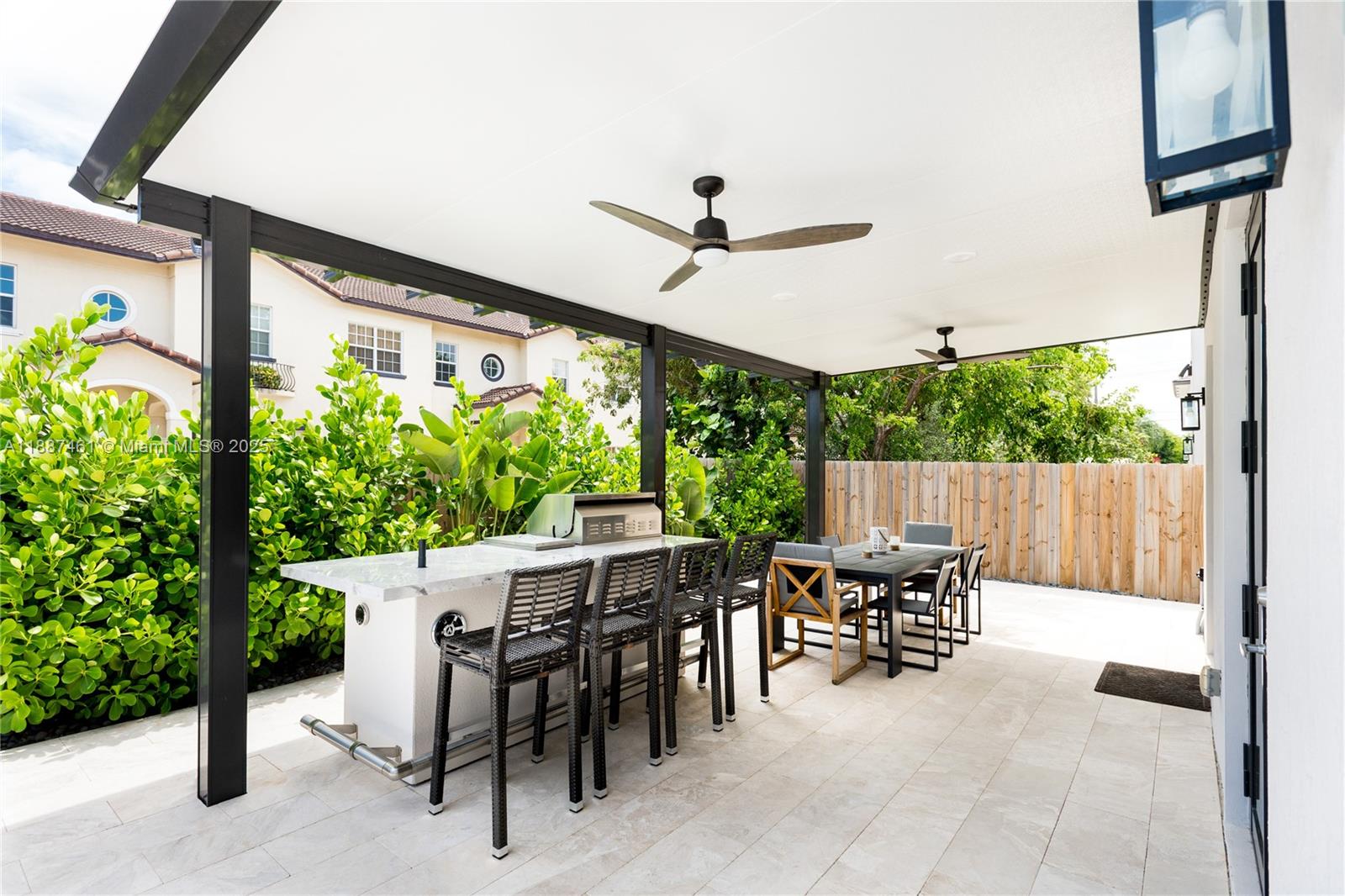 LEGACY GRAND - Residential