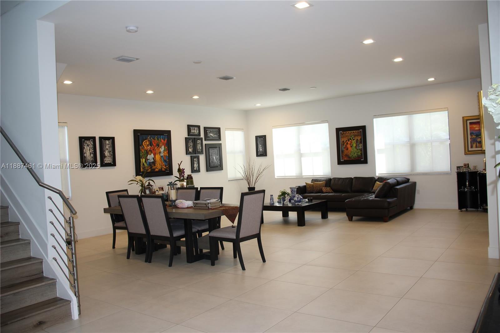 LEGACY GRAND - Residential