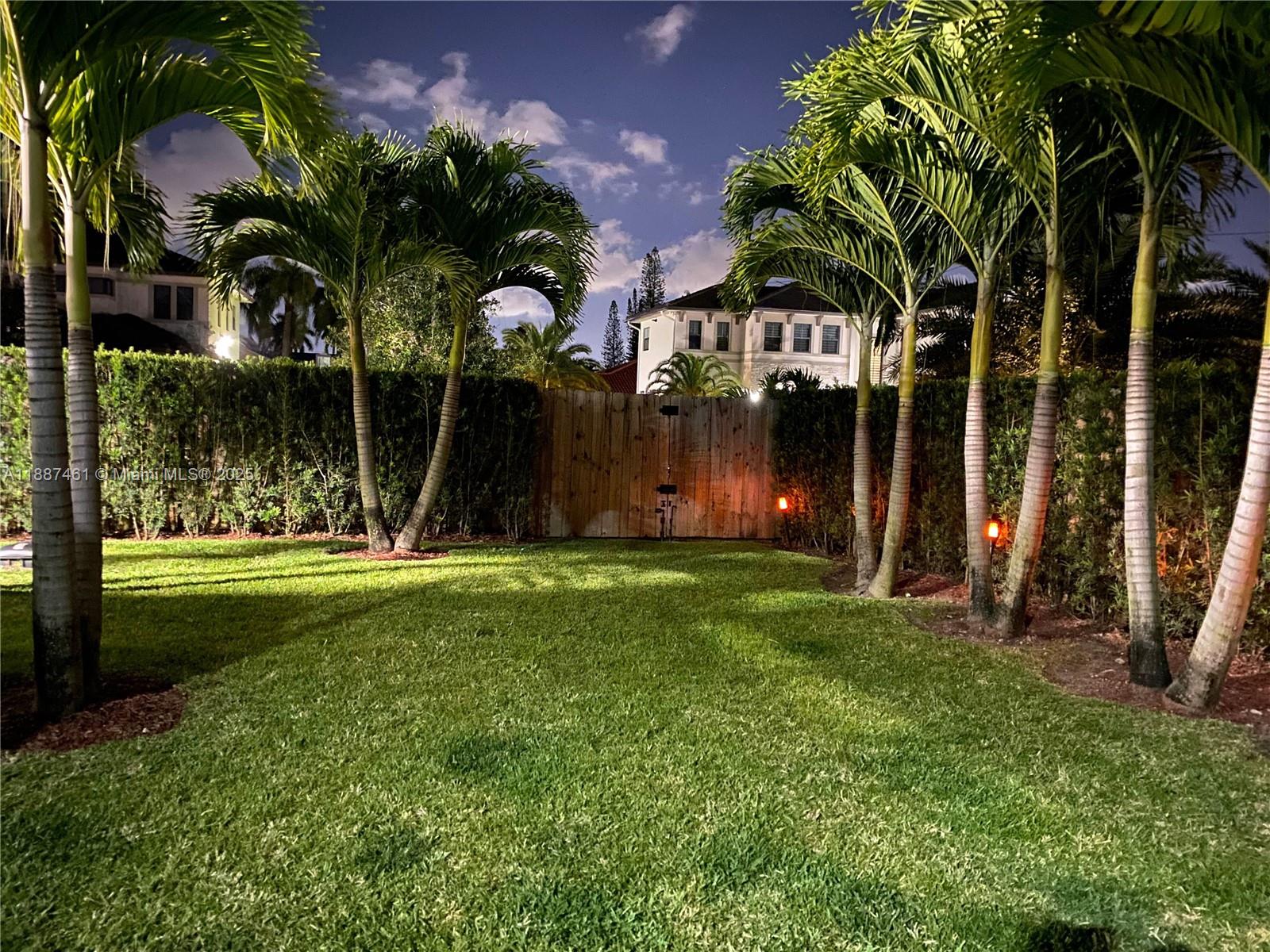 LEGACY GRAND - Residential