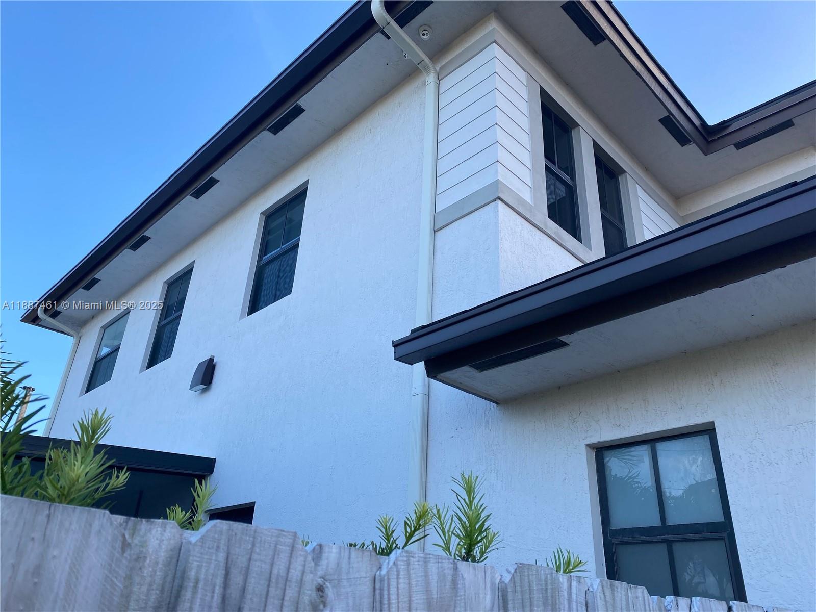 LEGACY GRAND - Residential