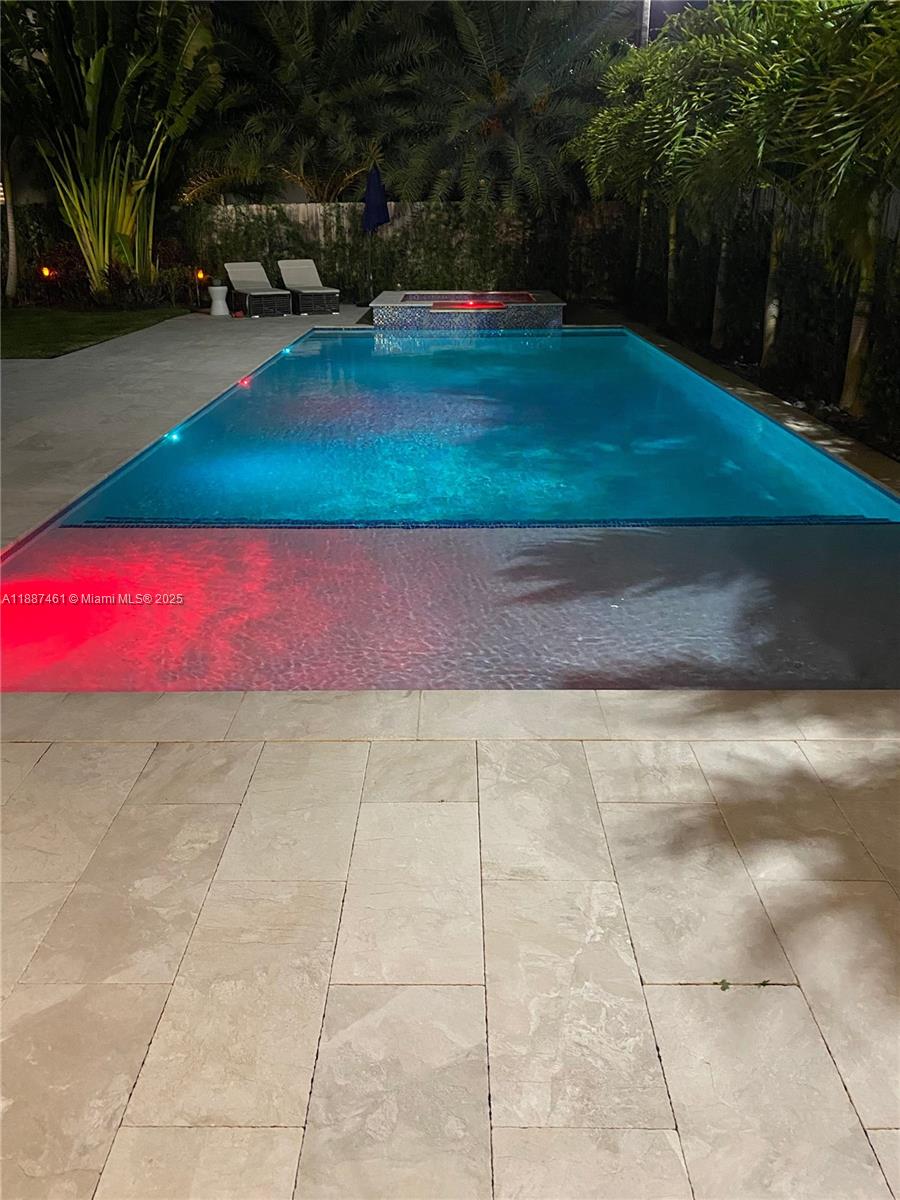 LEGACY GRAND - Residential