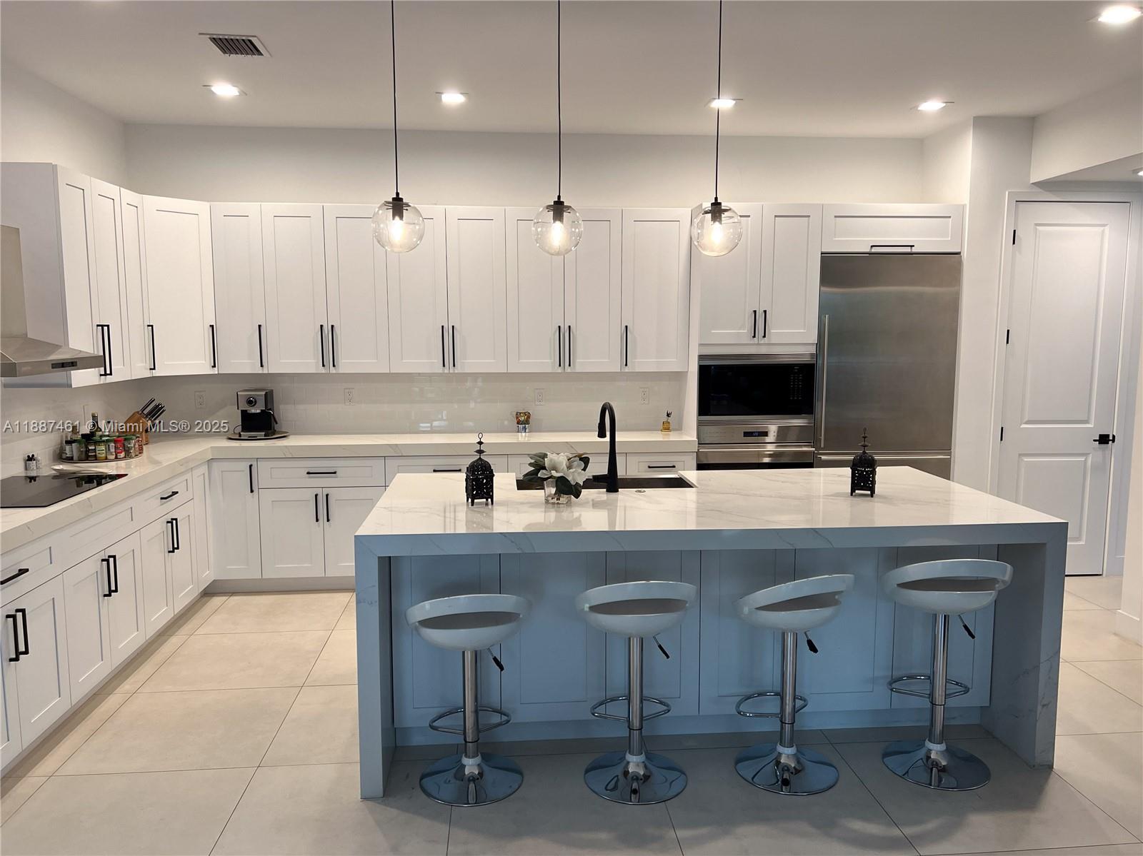 LEGACY GRAND - Residential