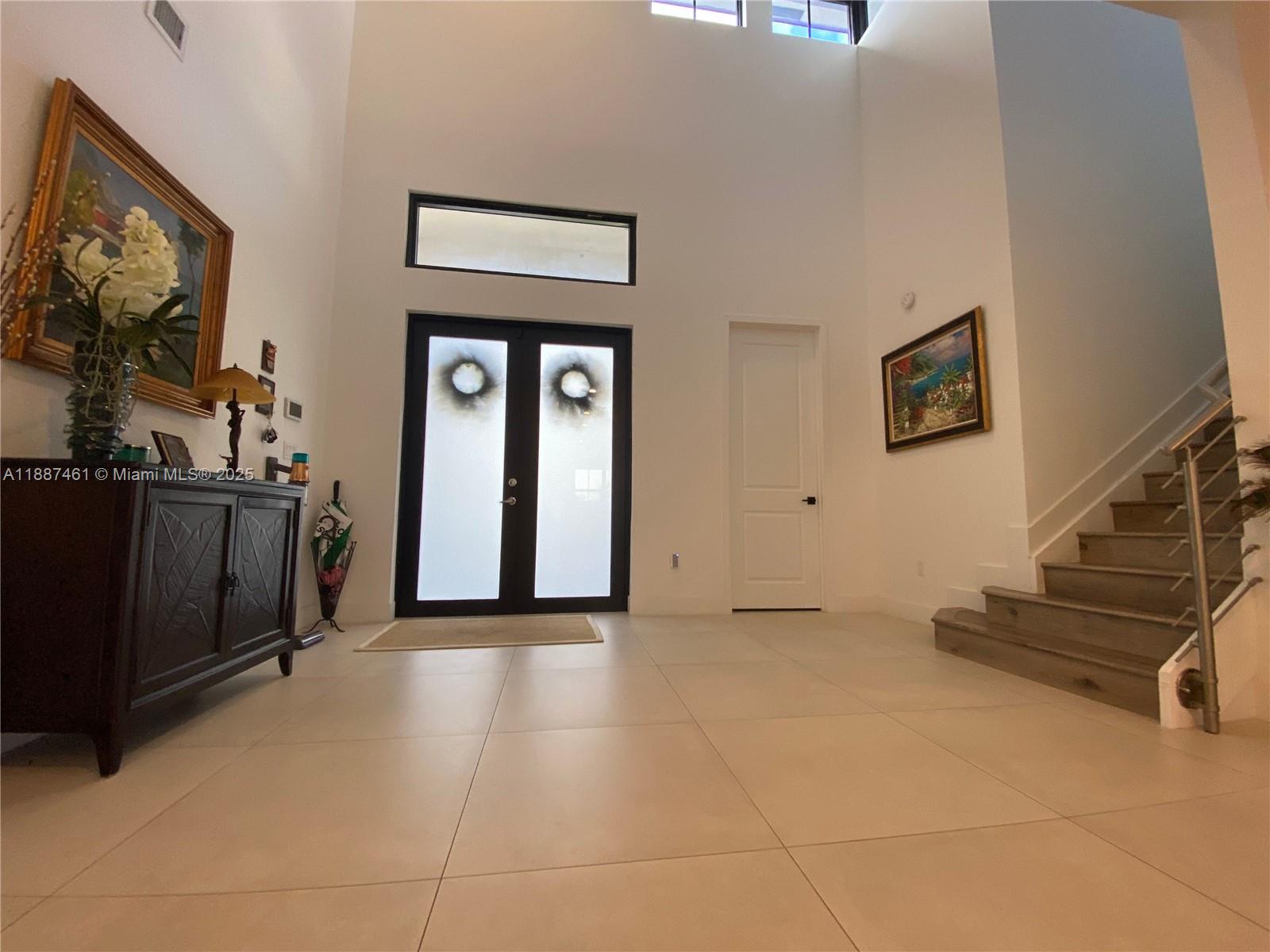 LEGACY GRAND - Residential