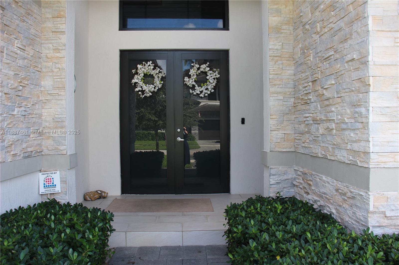 LEGACY GRAND - Residential