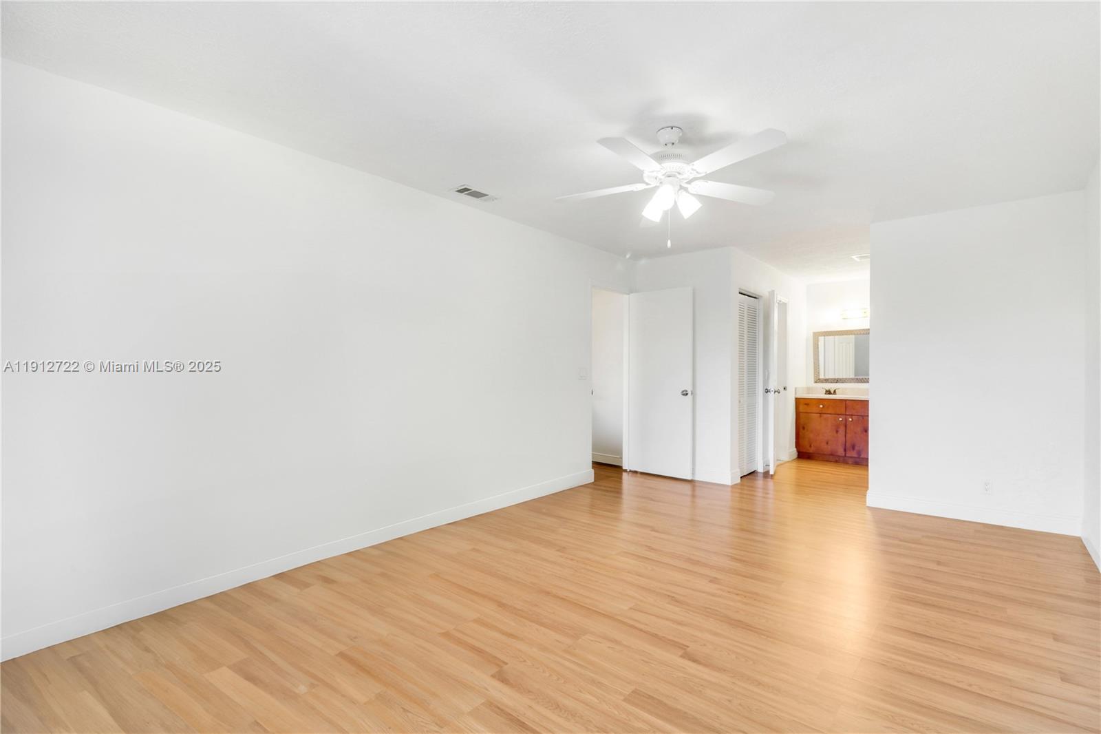 JUPITER VILLAGE TOWNHOMES - Residential