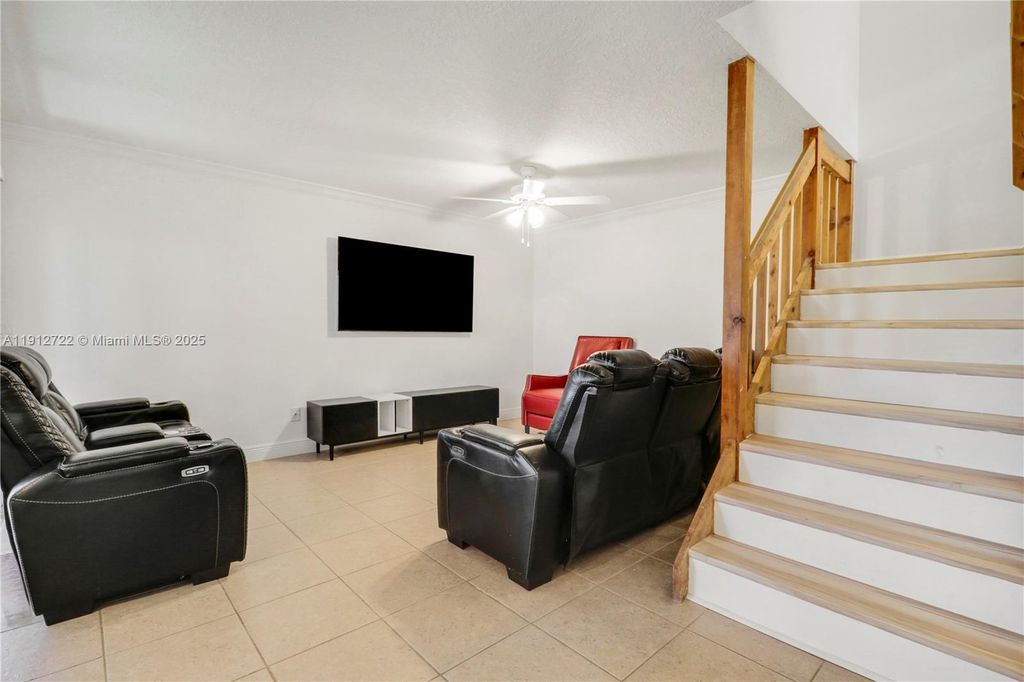 Photo of 301 Lakewood Drive #8A, Jupiter, FL 33458 (MLS # A11912722)