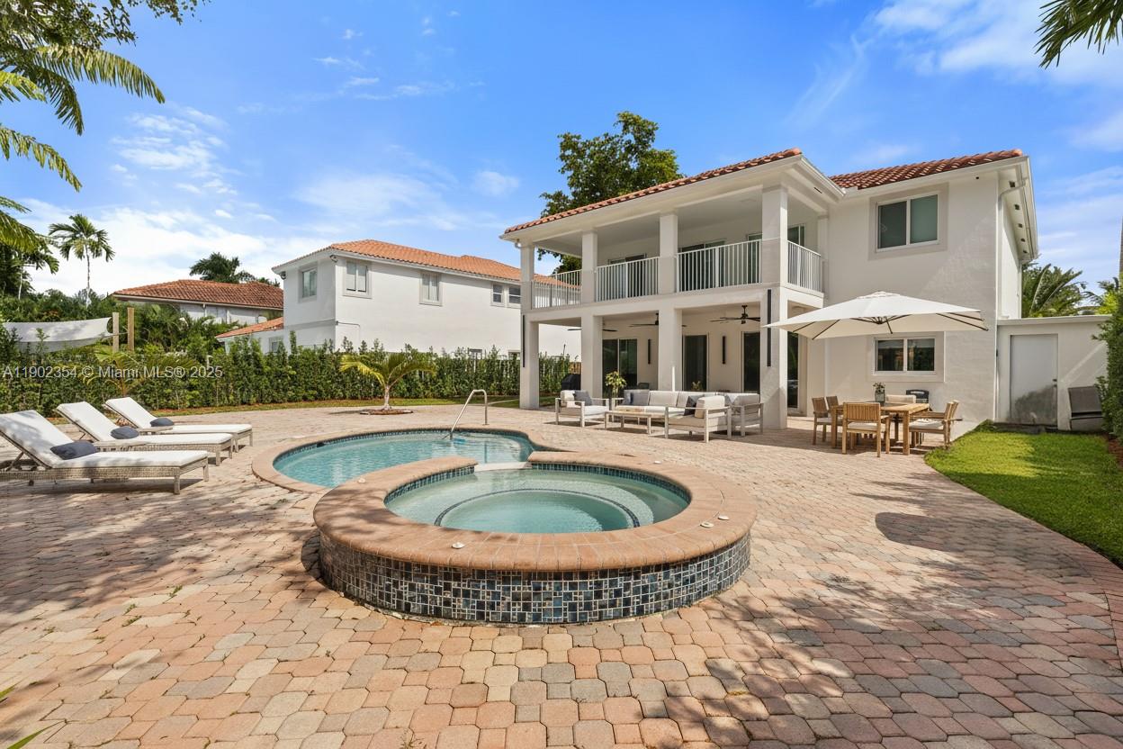 DORAL ISLES RIVIERA - Residential Lease