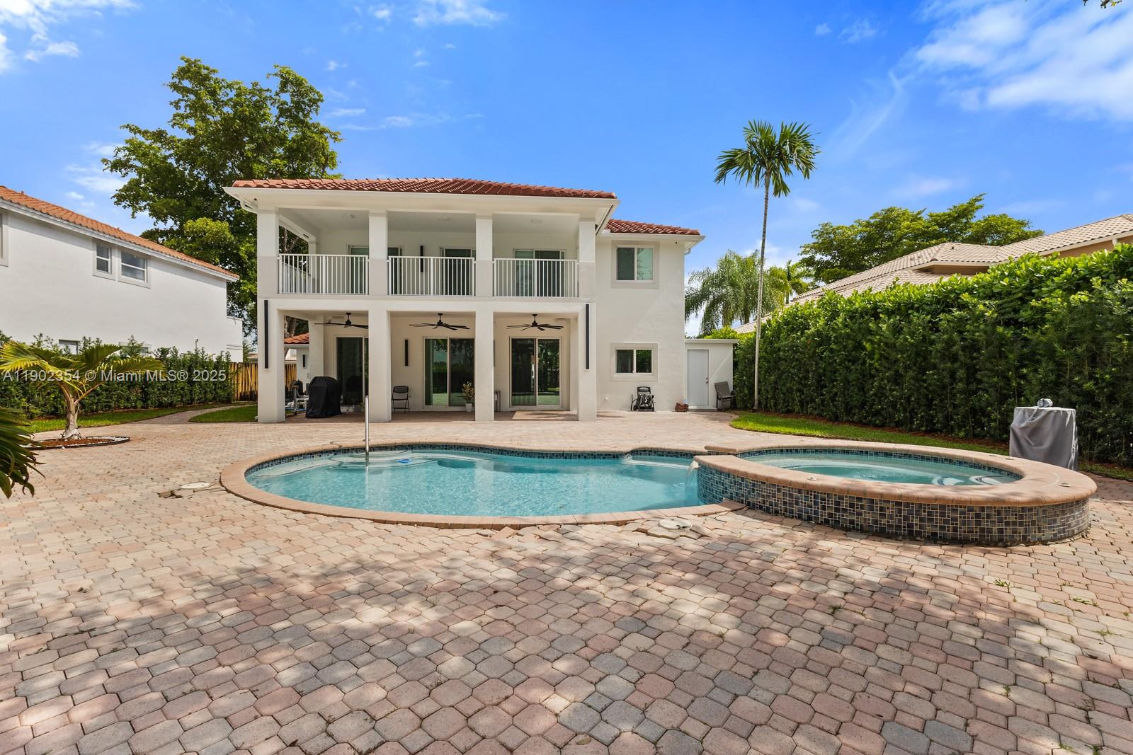 DORAL ISLES RIVIERA - Residential Lease