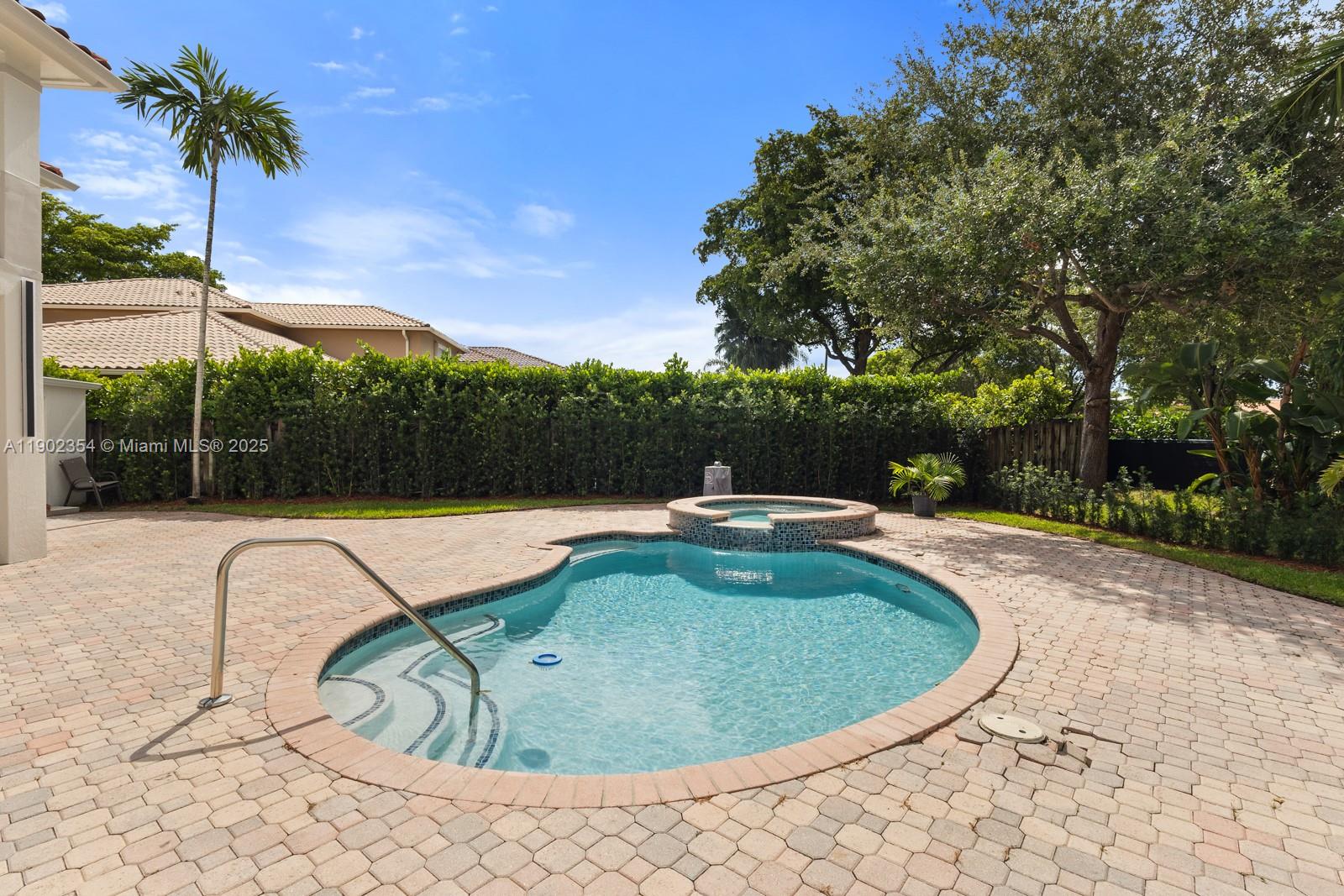 DORAL ISLES RIVIERA - Residential Lease