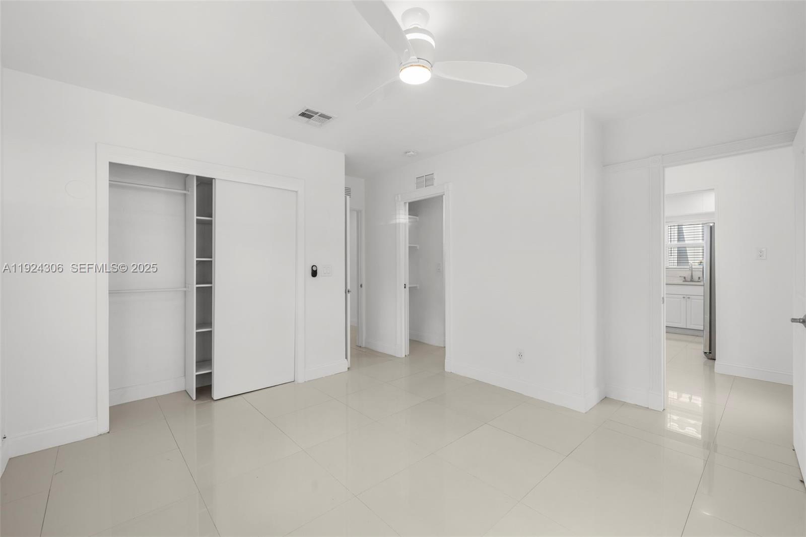 HOLLYWOOD SOUTH SIDE ADD - Residential Lease