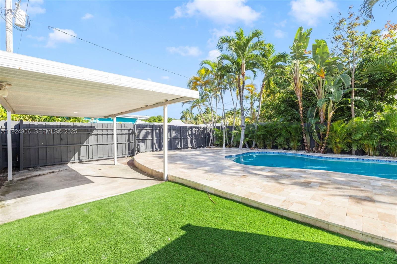 HOLLYWOOD SOUTH SIDE ADD - Residential Lease