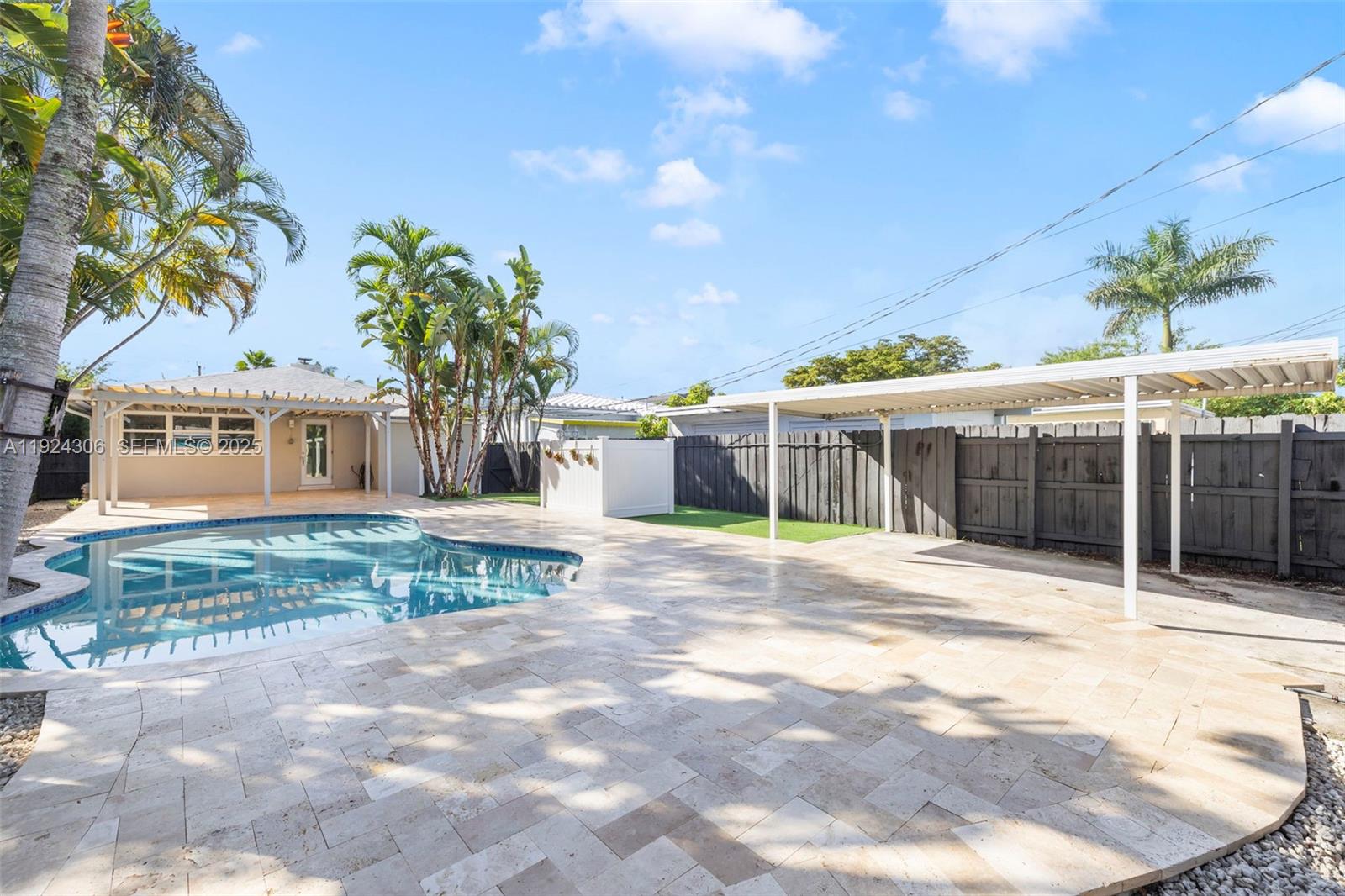 HOLLYWOOD SOUTH SIDE ADD - Residential Lease