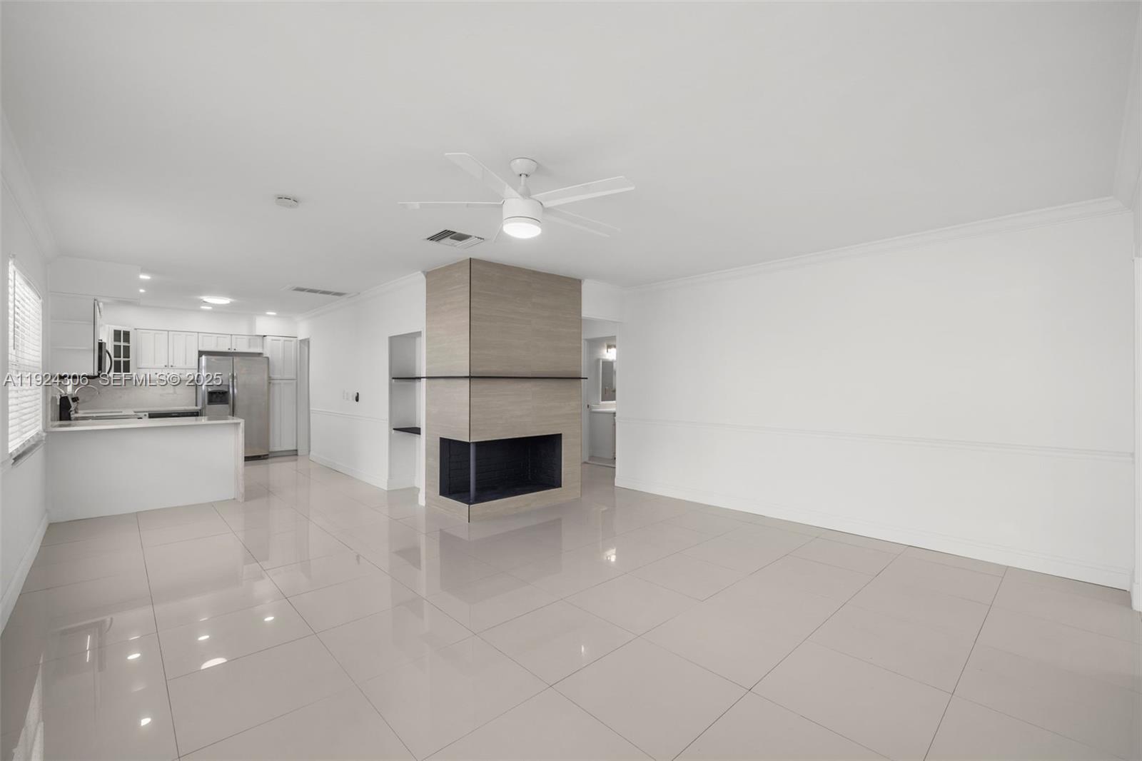 HOLLYWOOD SOUTH SIDE ADD - Residential Lease