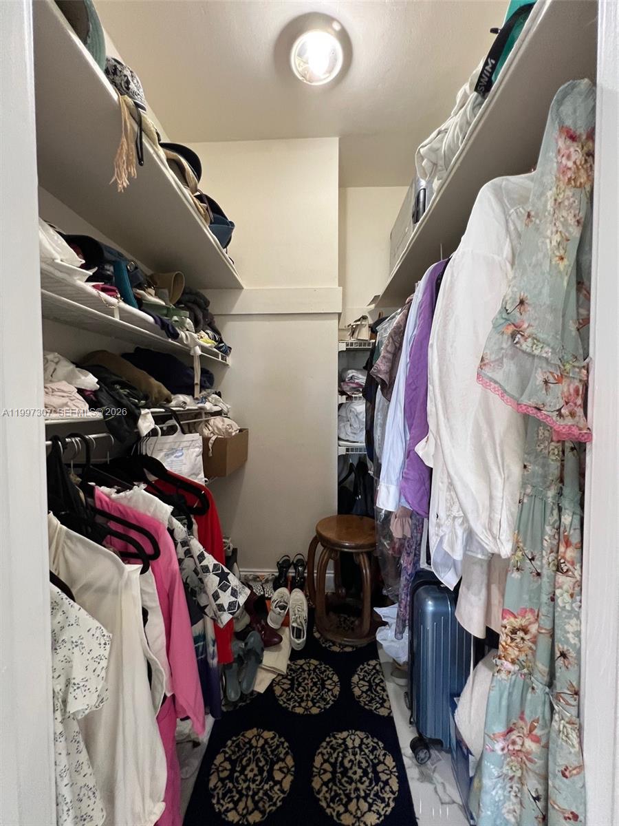 CLIPPER CONDO NO 1 - Residential