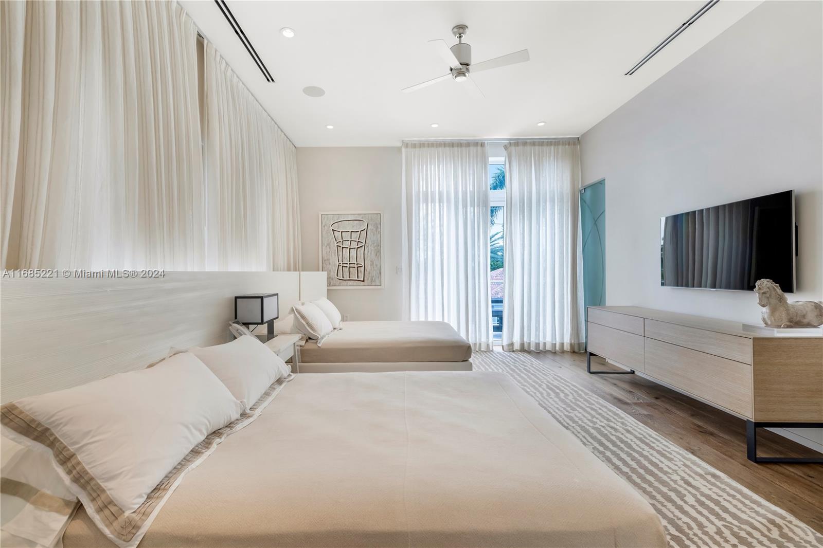 HIBISCUS ISLAND - Residential