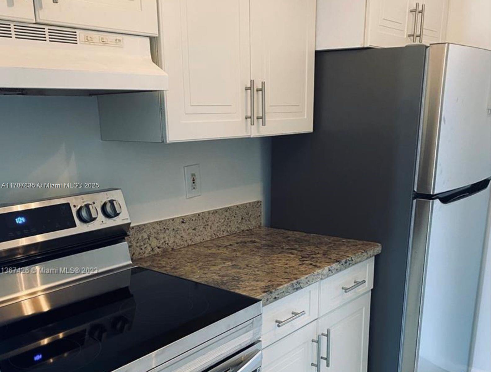 Property for Sale at 2350 Ne 135th St 812, North Miami, Miami-Dade County, Florida - Bedrooms: 1 
Bathrooms: 1  - $239,000