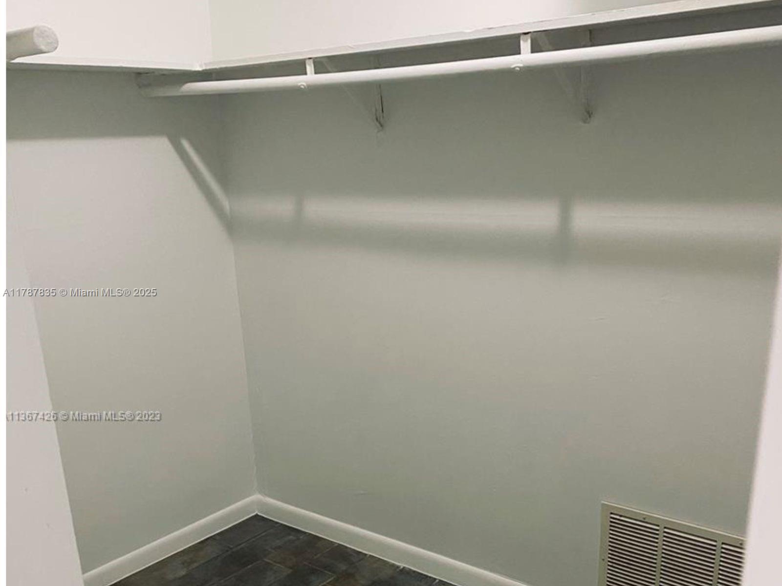 VECINO DEL MAR CONDO - Residential