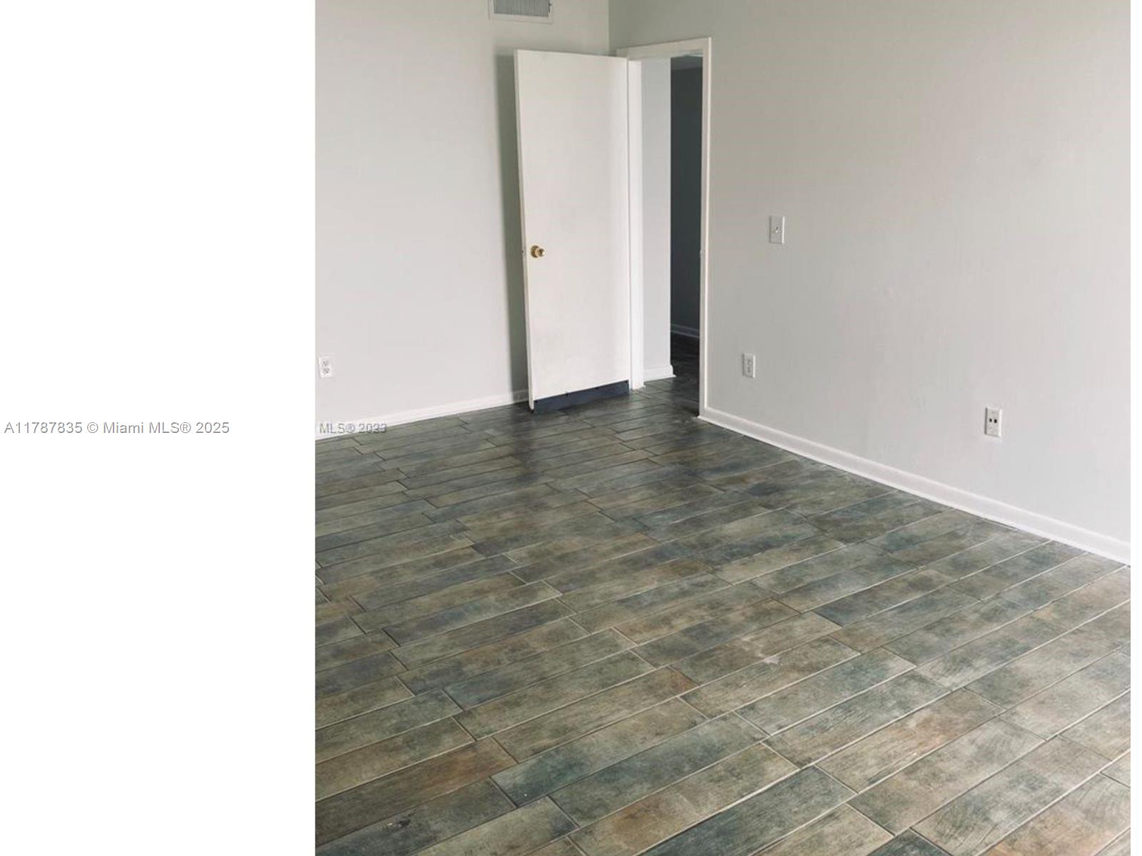 VECINO DEL MAR CONDO - Residential