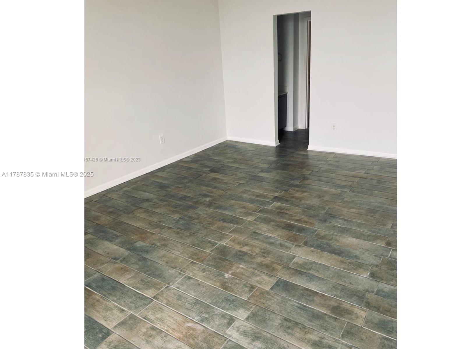 VECINO DEL MAR CONDO - Residential