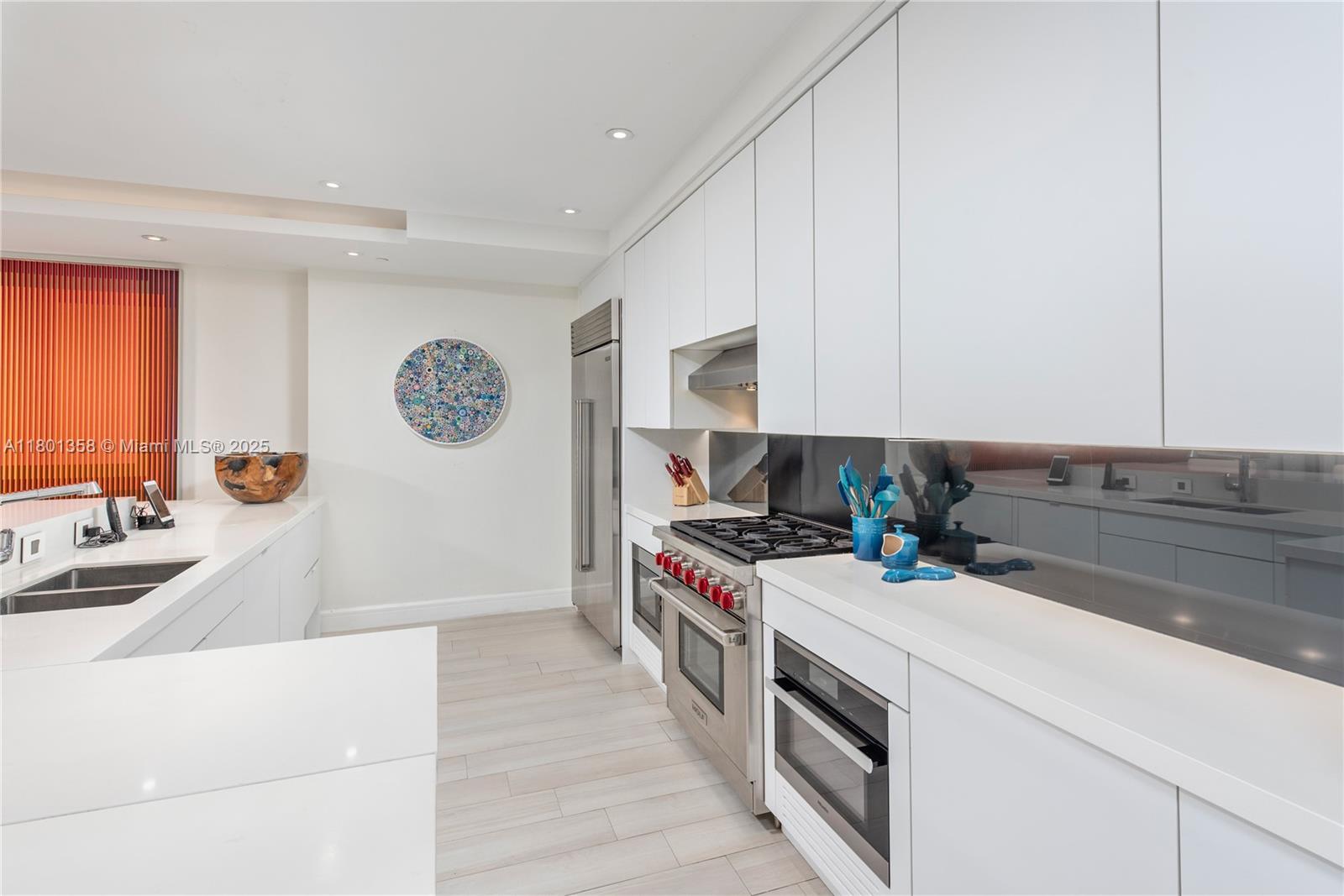 OCEAN HOUSE CONDO - Residential