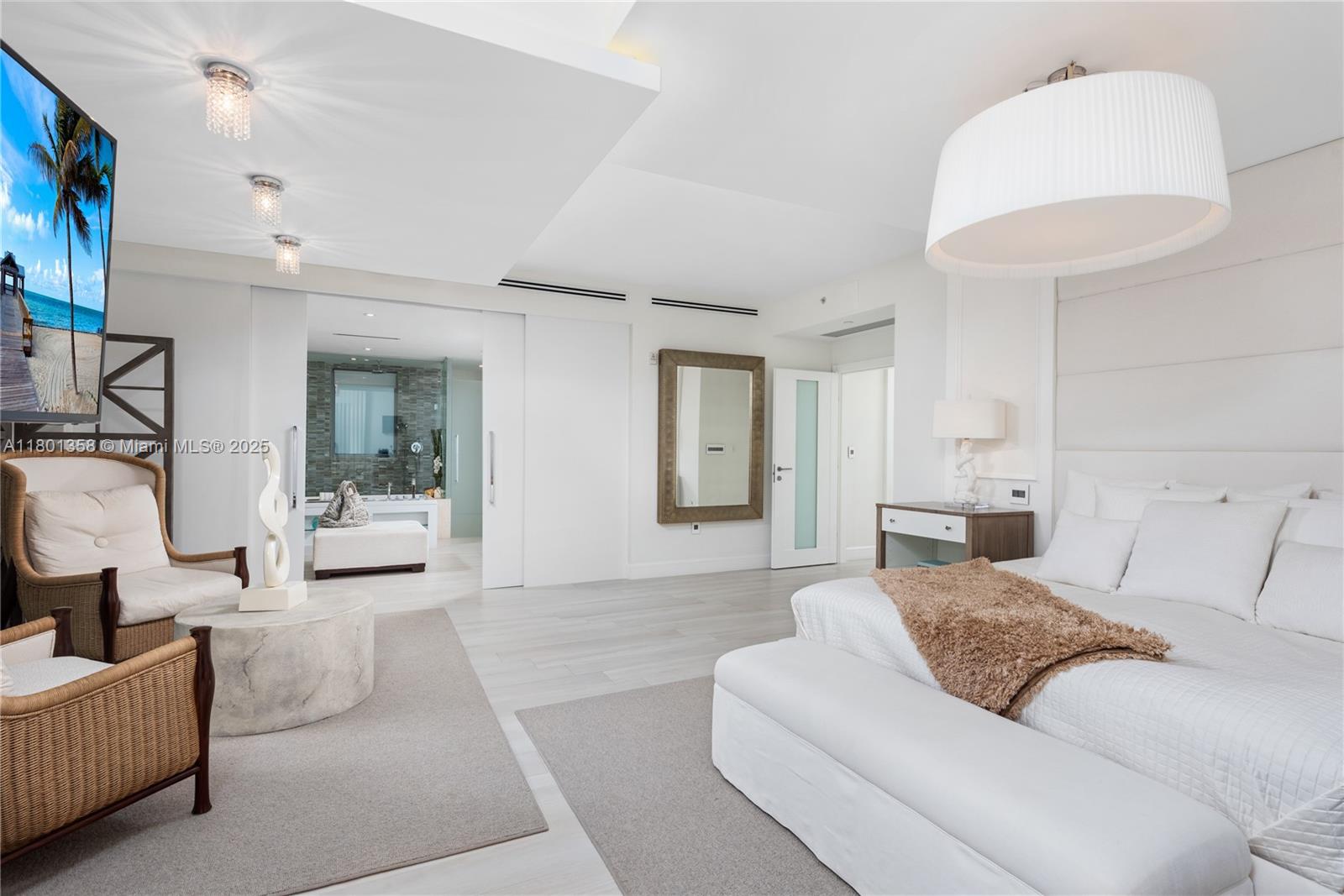 OCEAN HOUSE CONDO - Residential