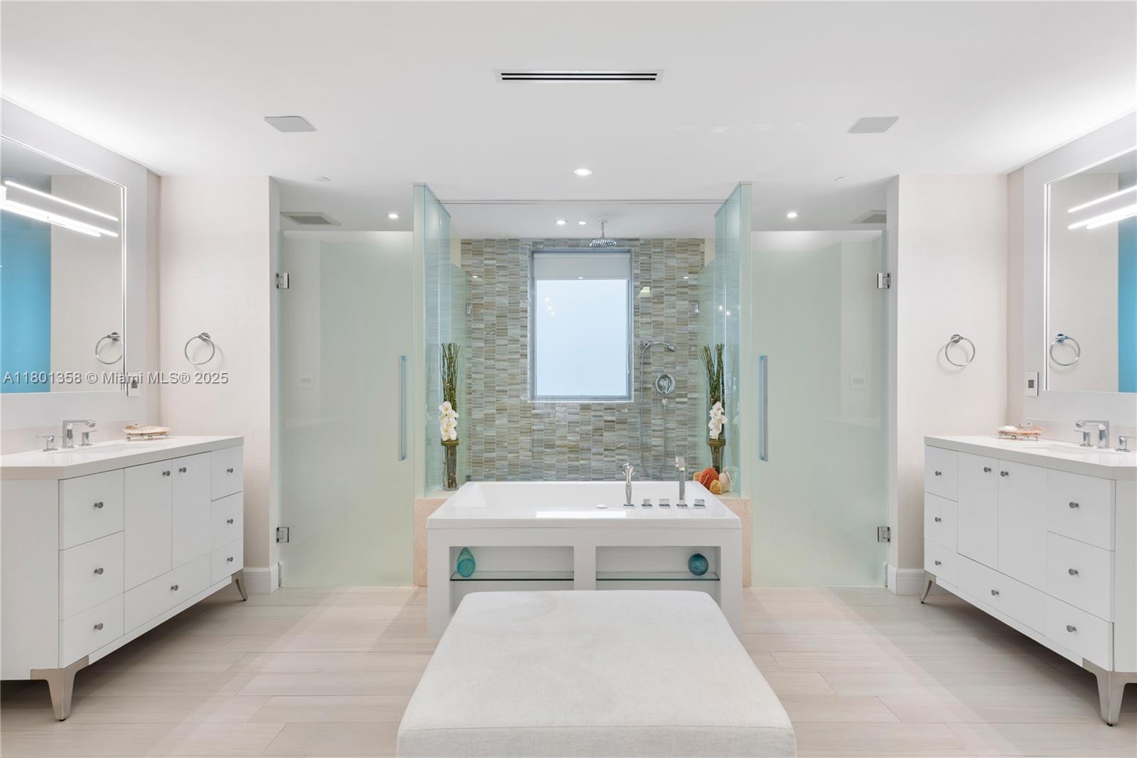OCEAN HOUSE CONDO - Residential
