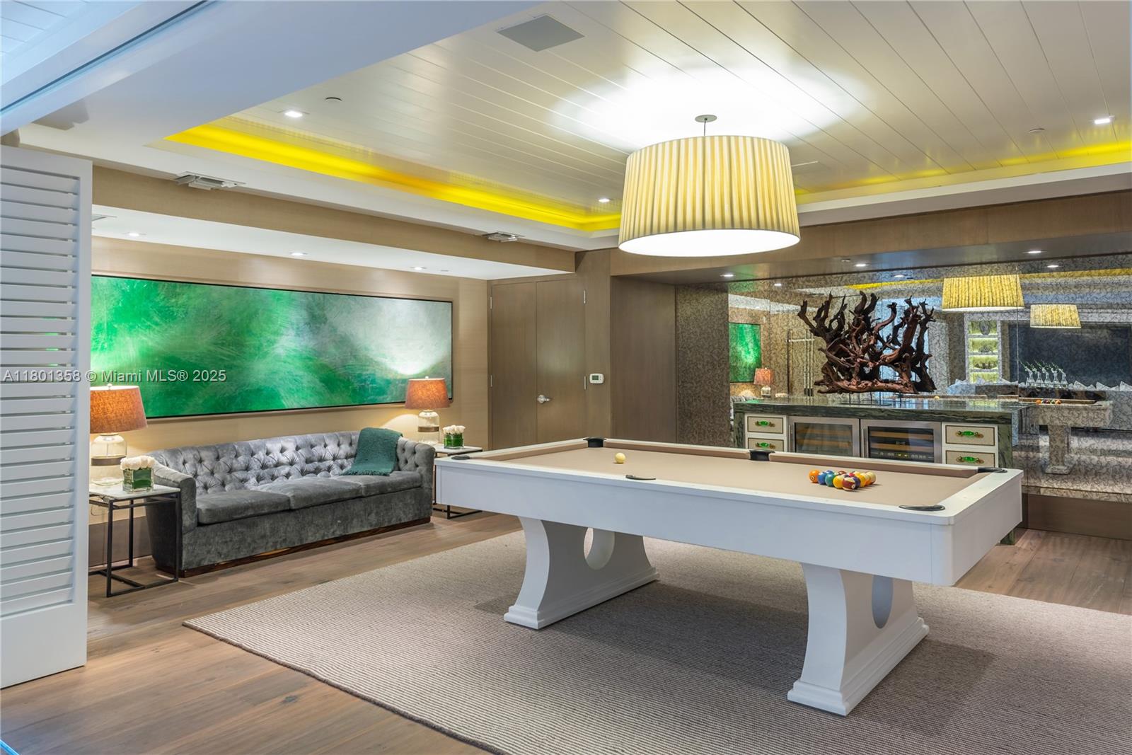 OCEAN HOUSE CONDO - Residential