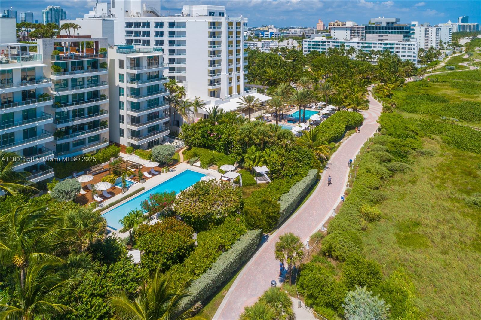 OCEAN HOUSE CONDO - Residential