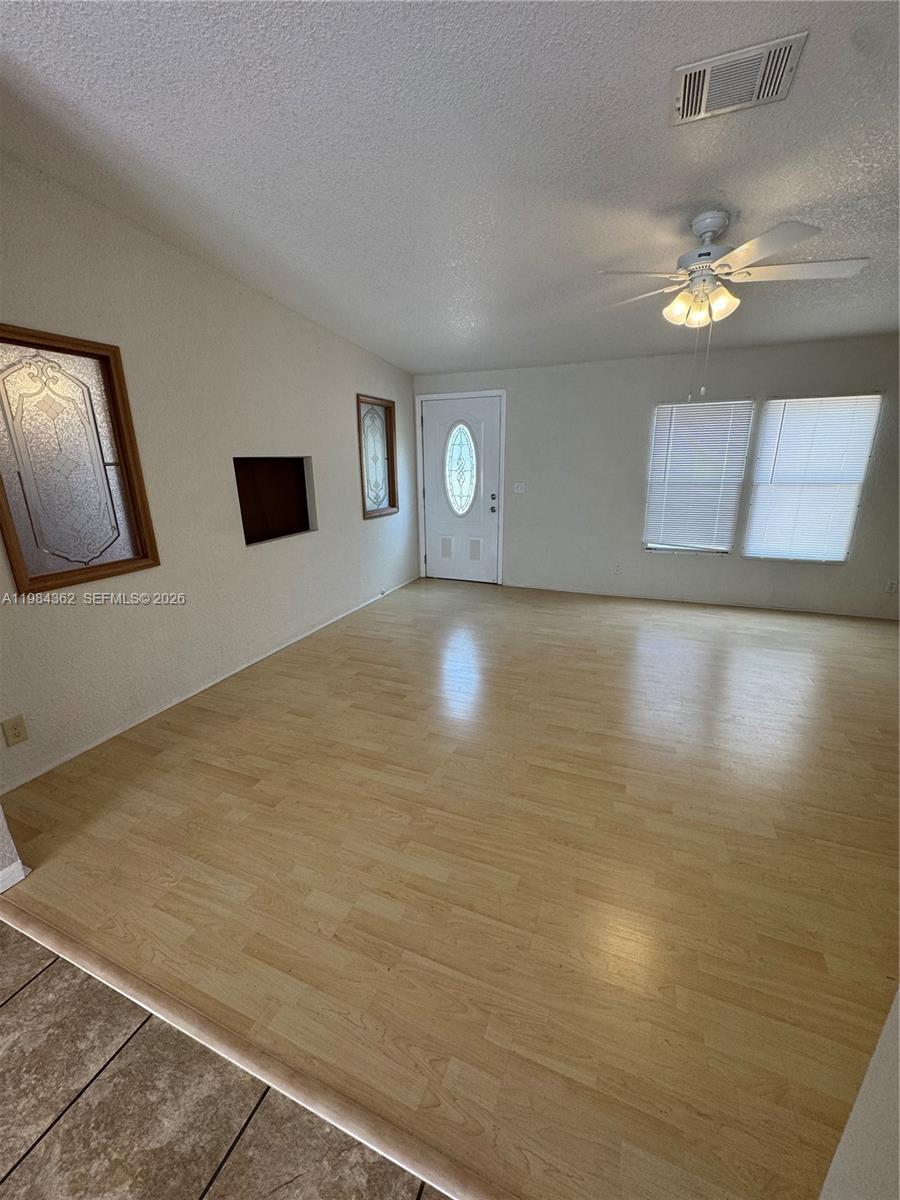 SAND RIDGE STATE - Residential