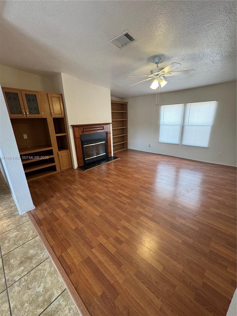 SAND RIDGE STATE - Residential