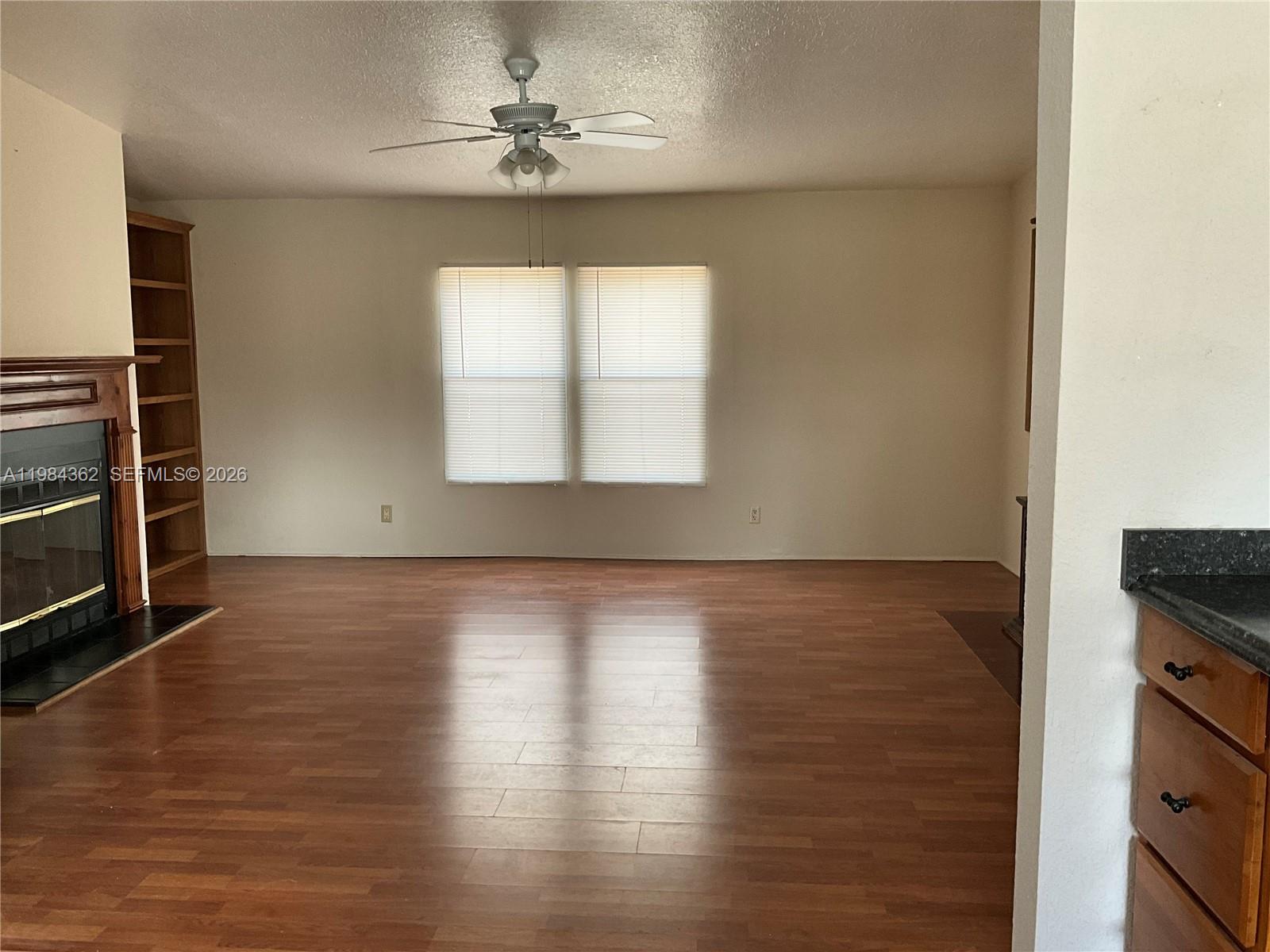 SAND RIDGE STATE - Residential