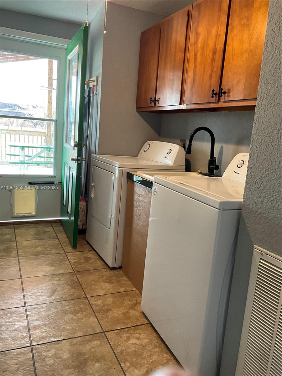 SAND RIDGE STATE - Residential