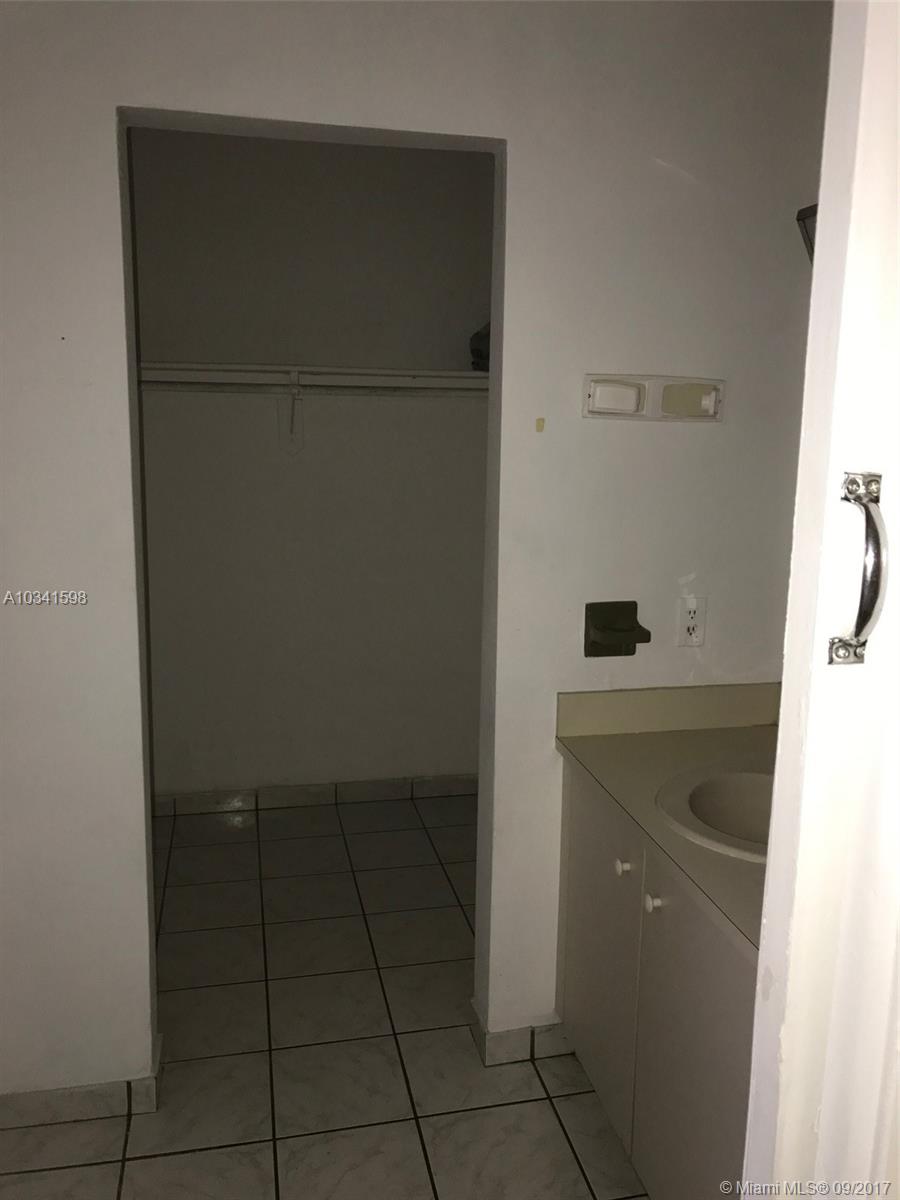 OLYMPIC HEIGHTS - Residential Lease