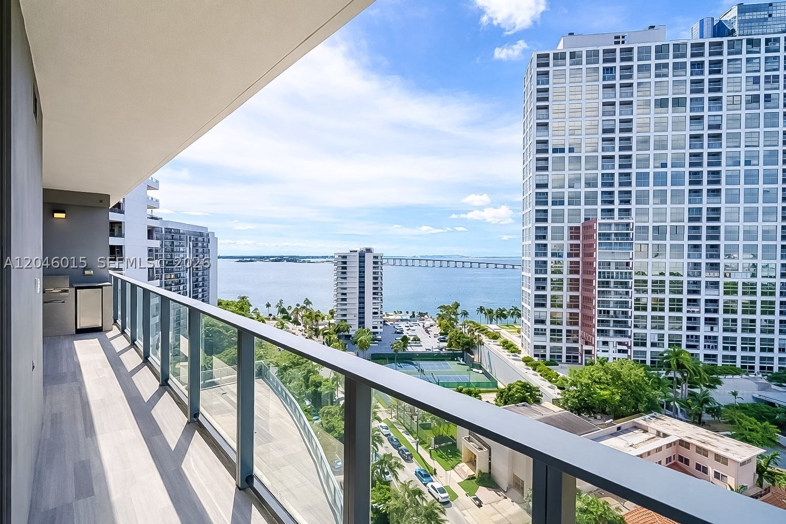 1451 Brickell Ave 1404
