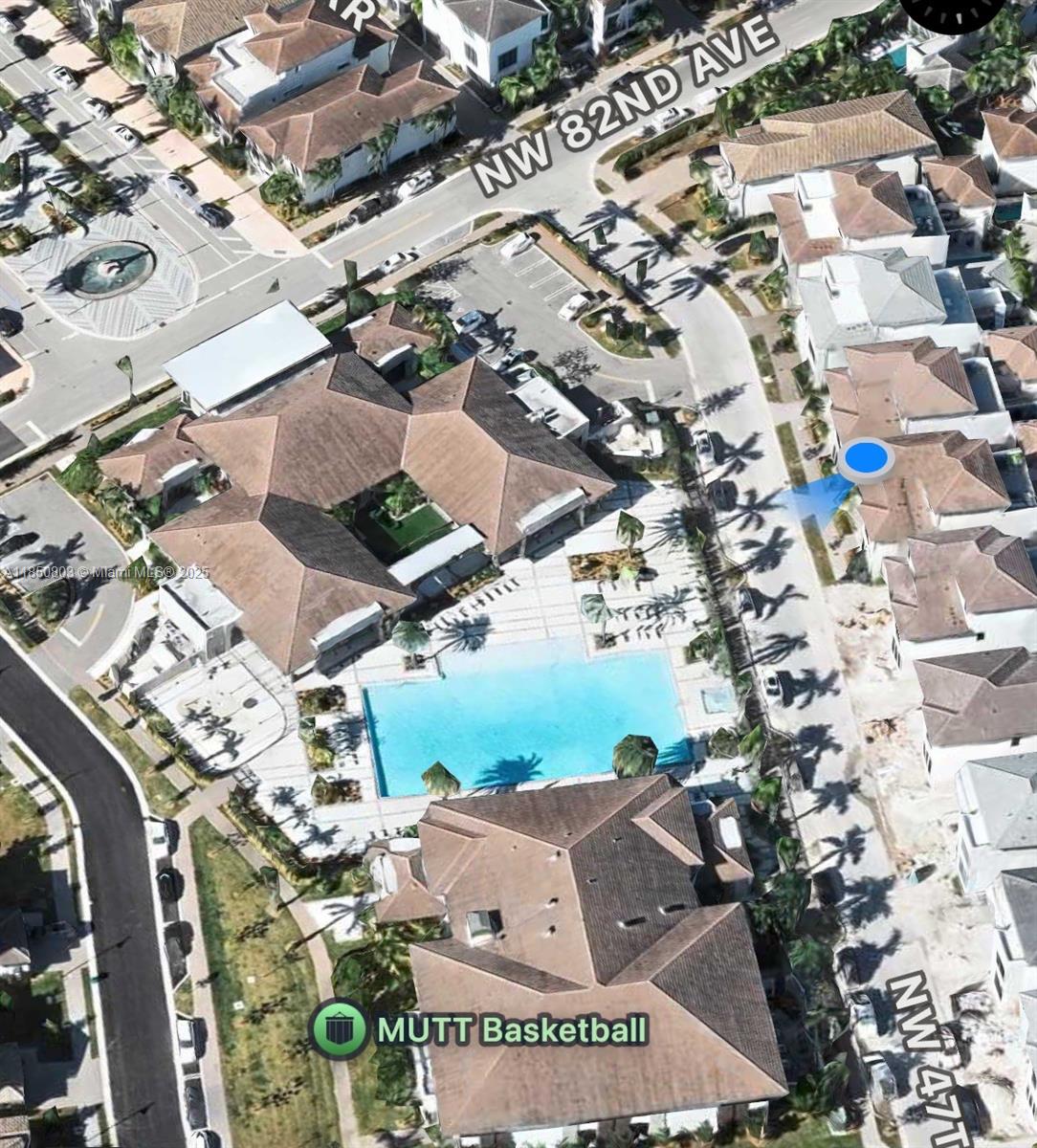 DOWNTOWN DORAL SOUTH PHAS - Residential