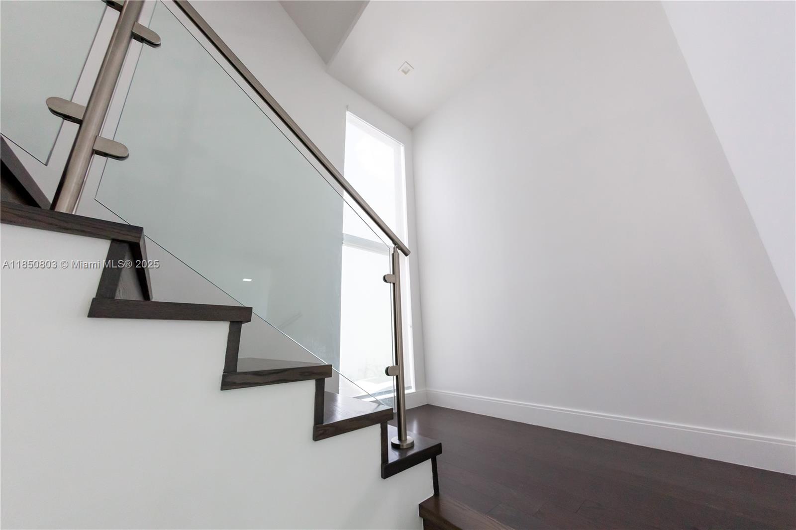 DOWNTOWN DORAL SOUTH PHAS - Residential