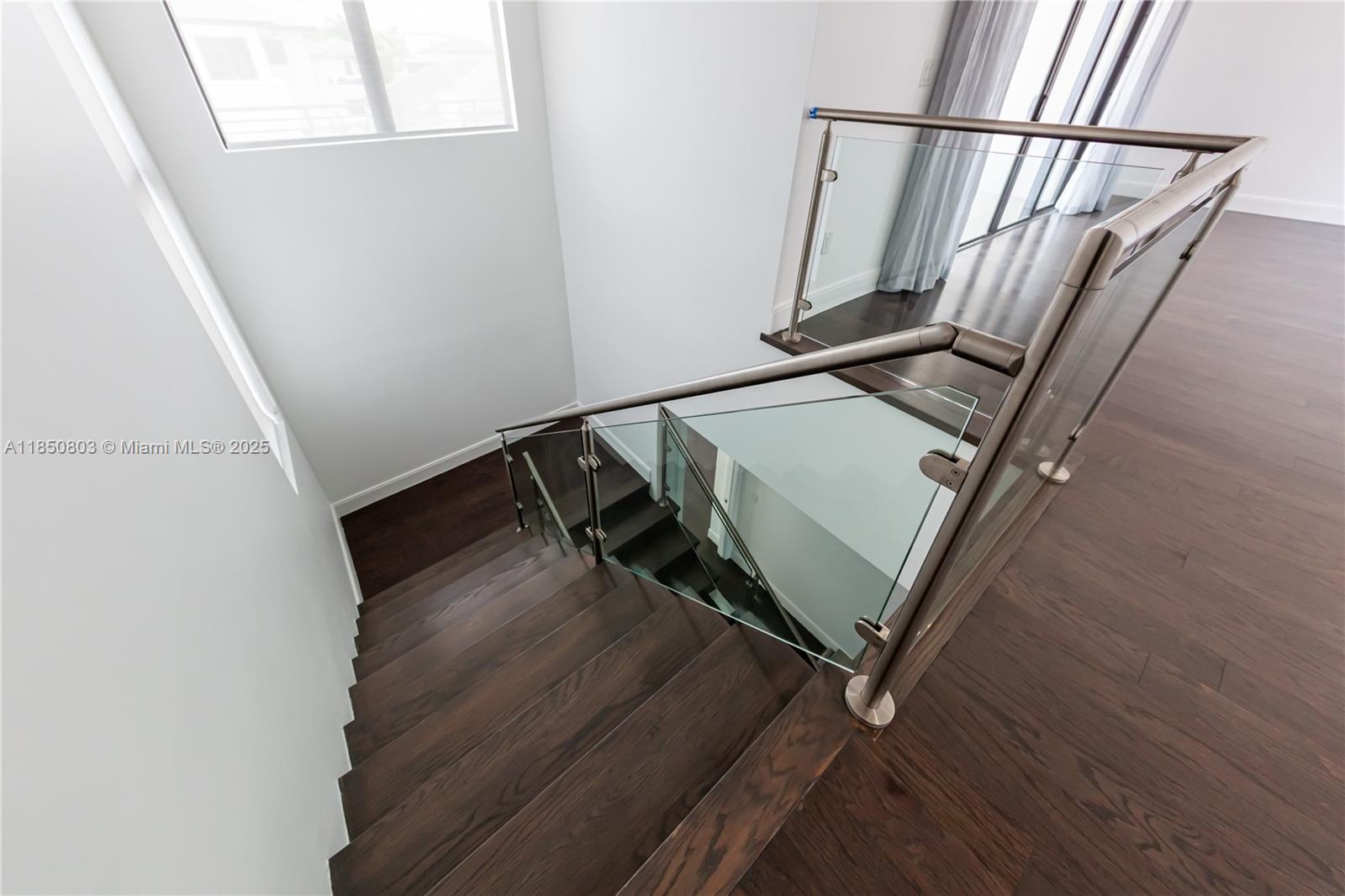 DOWNTOWN DORAL SOUTH PHAS - Residential