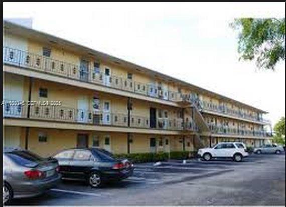 BISC LAKE GARDENS NO 2 BL - Residential Lease