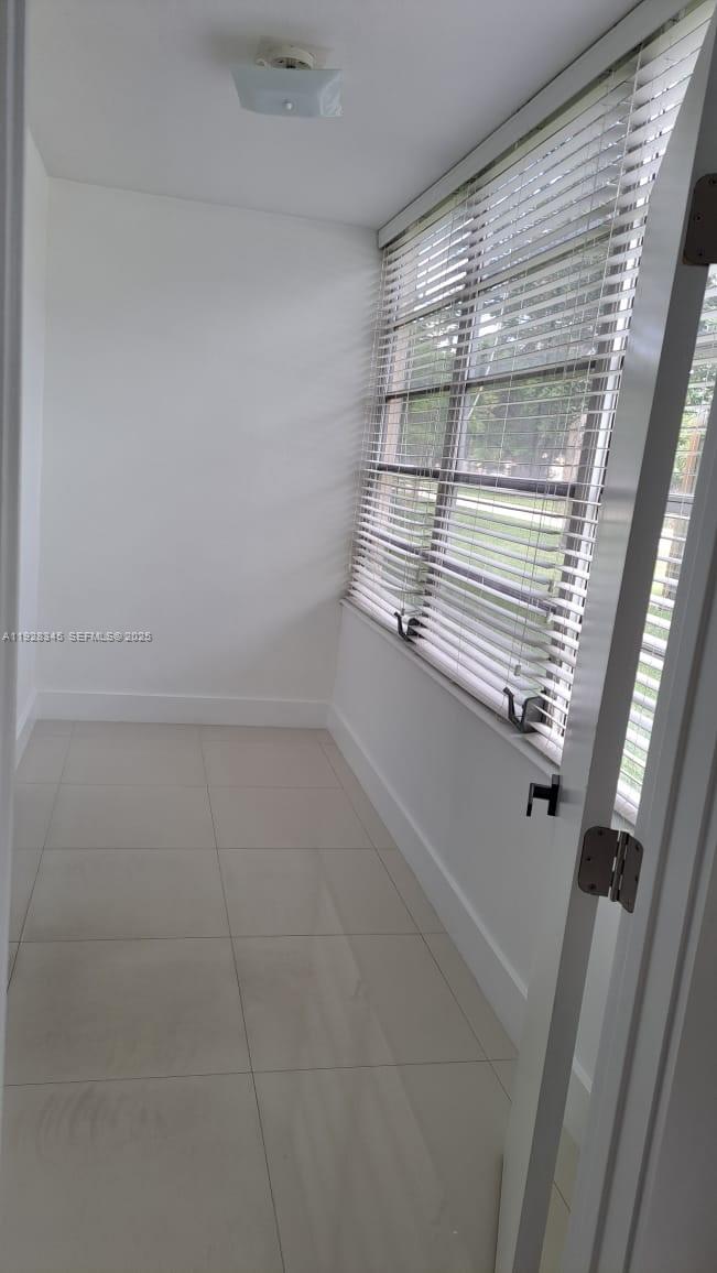 BISC LAKE GARDENS NO 2 BL - Residential Lease