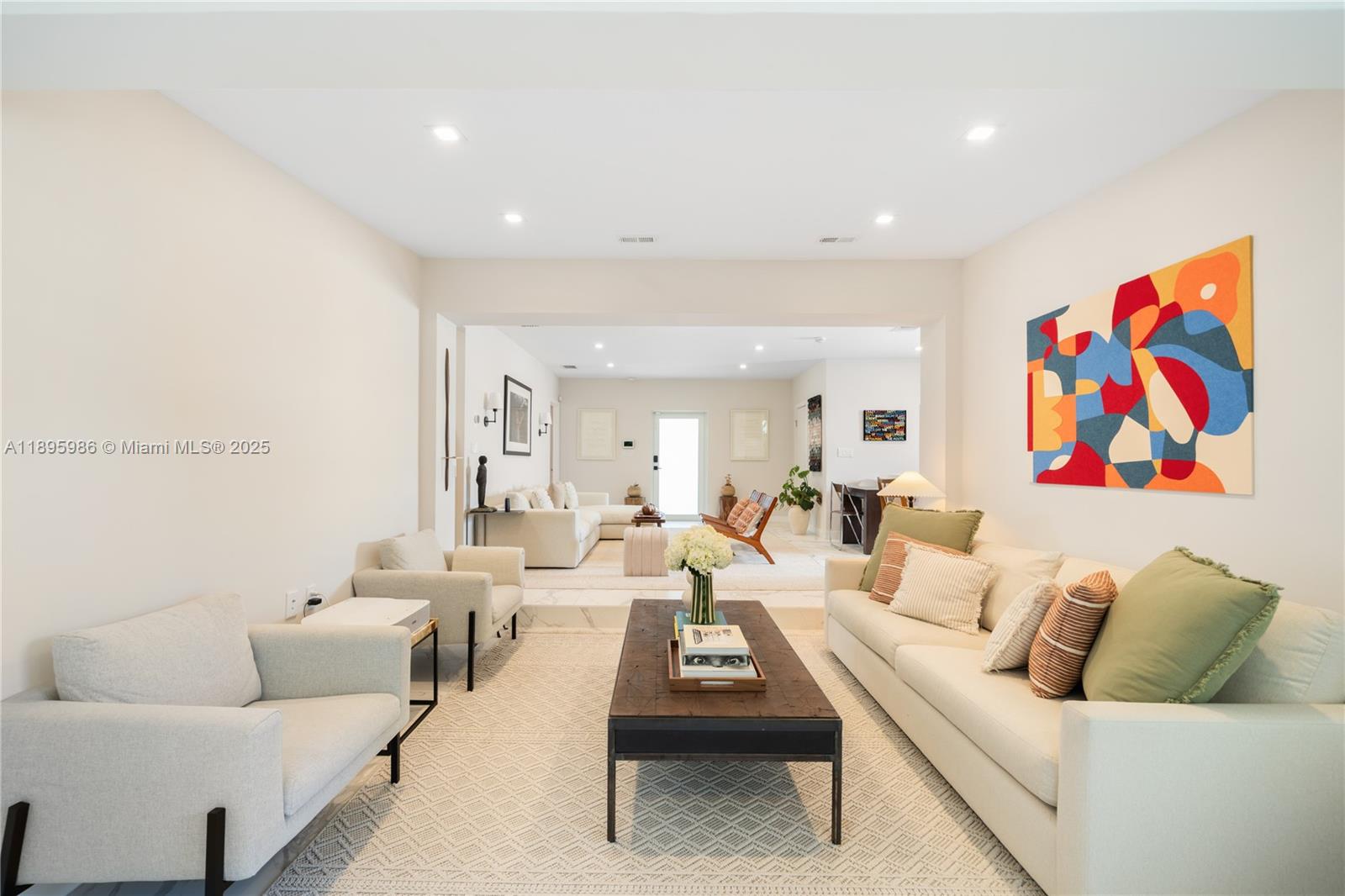 BRICKELL ESTATES - Residential