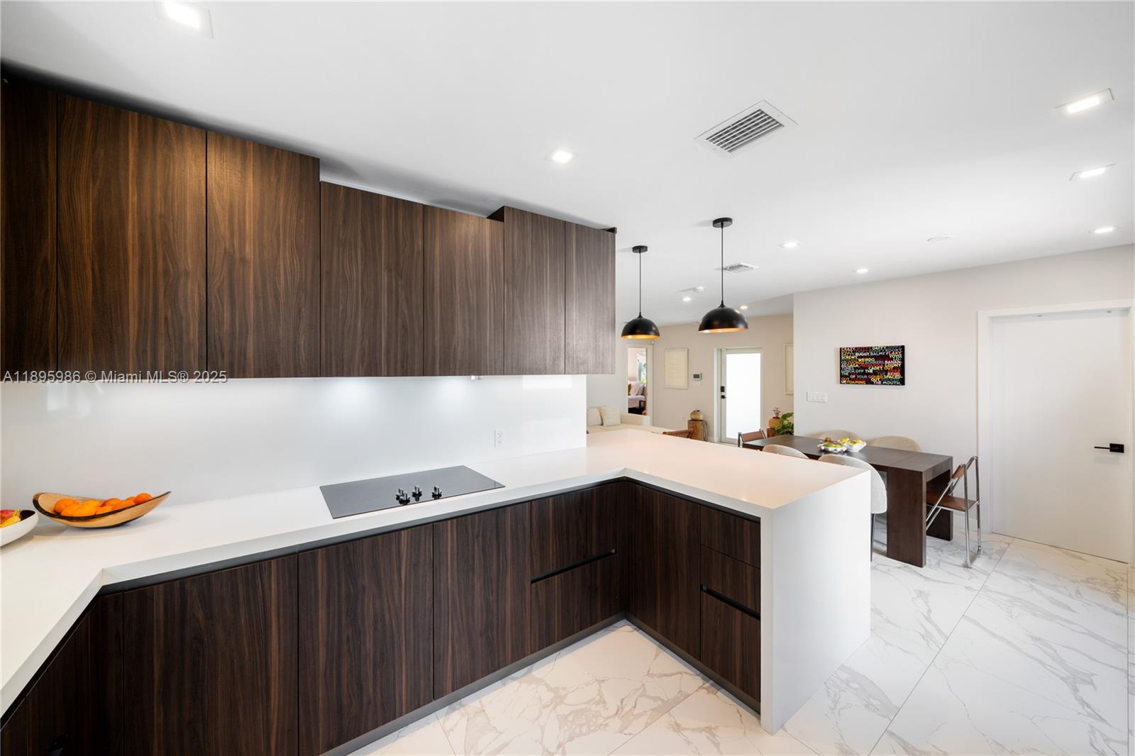 BRICKELL ESTATES - Residential