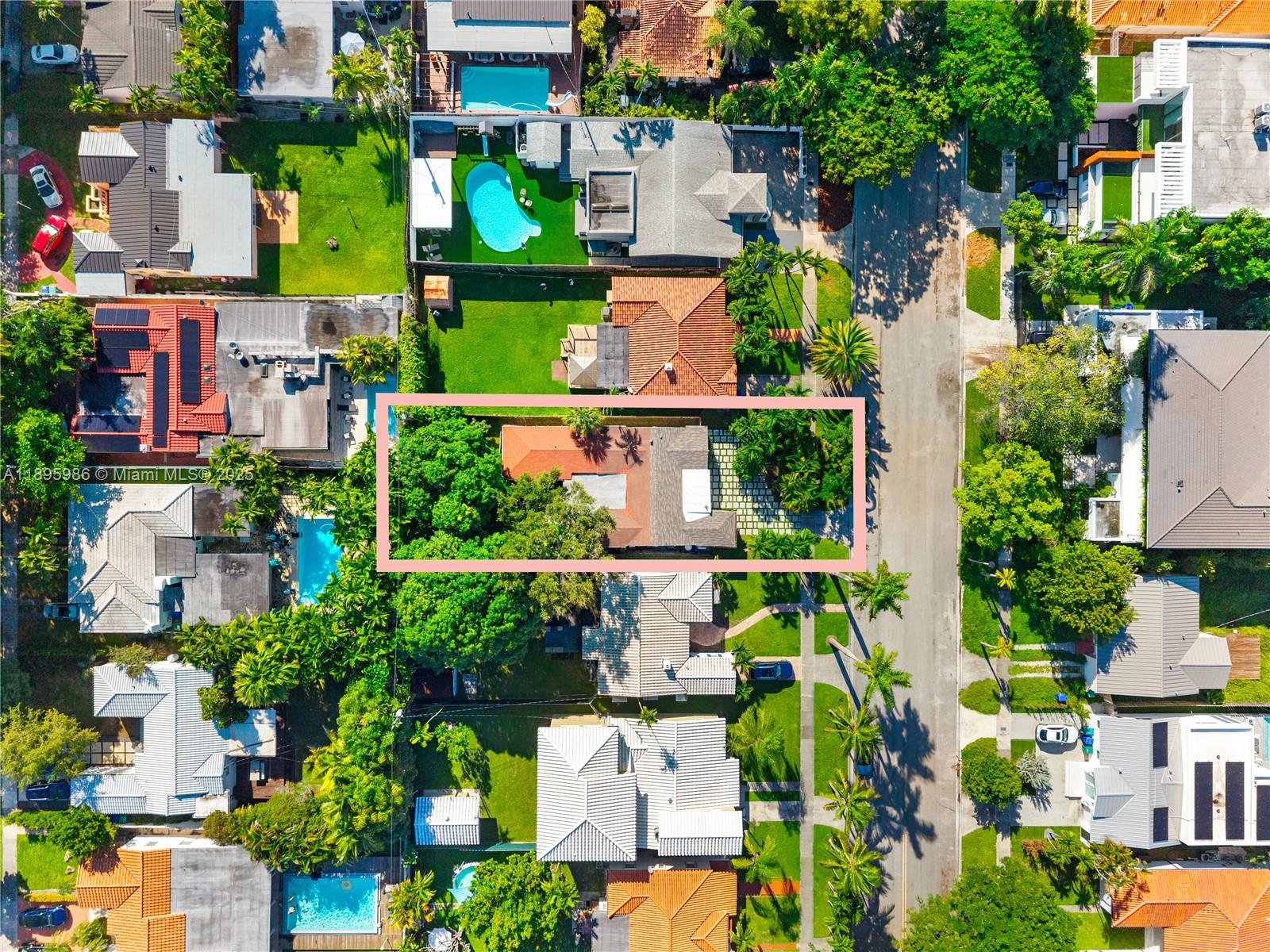 BRICKELL ESTATES - Residential