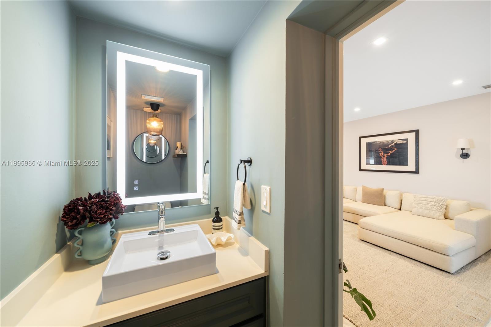 BRICKELL ESTATES - Residential