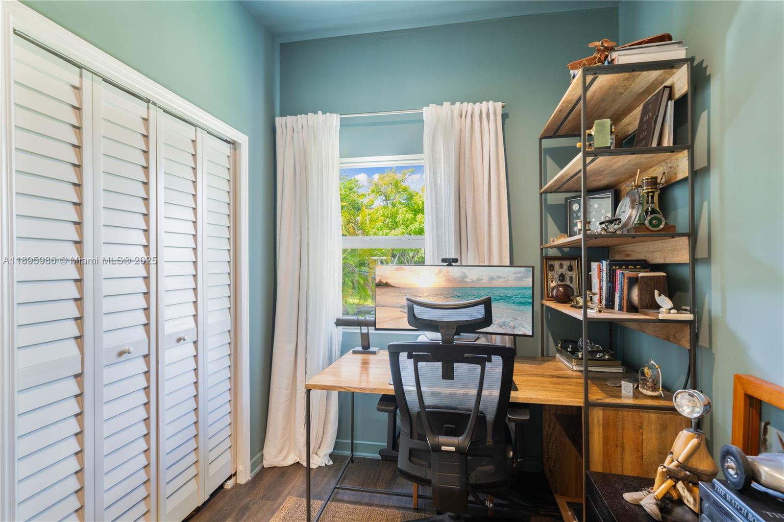 BRICKELL ESTATES - Residential