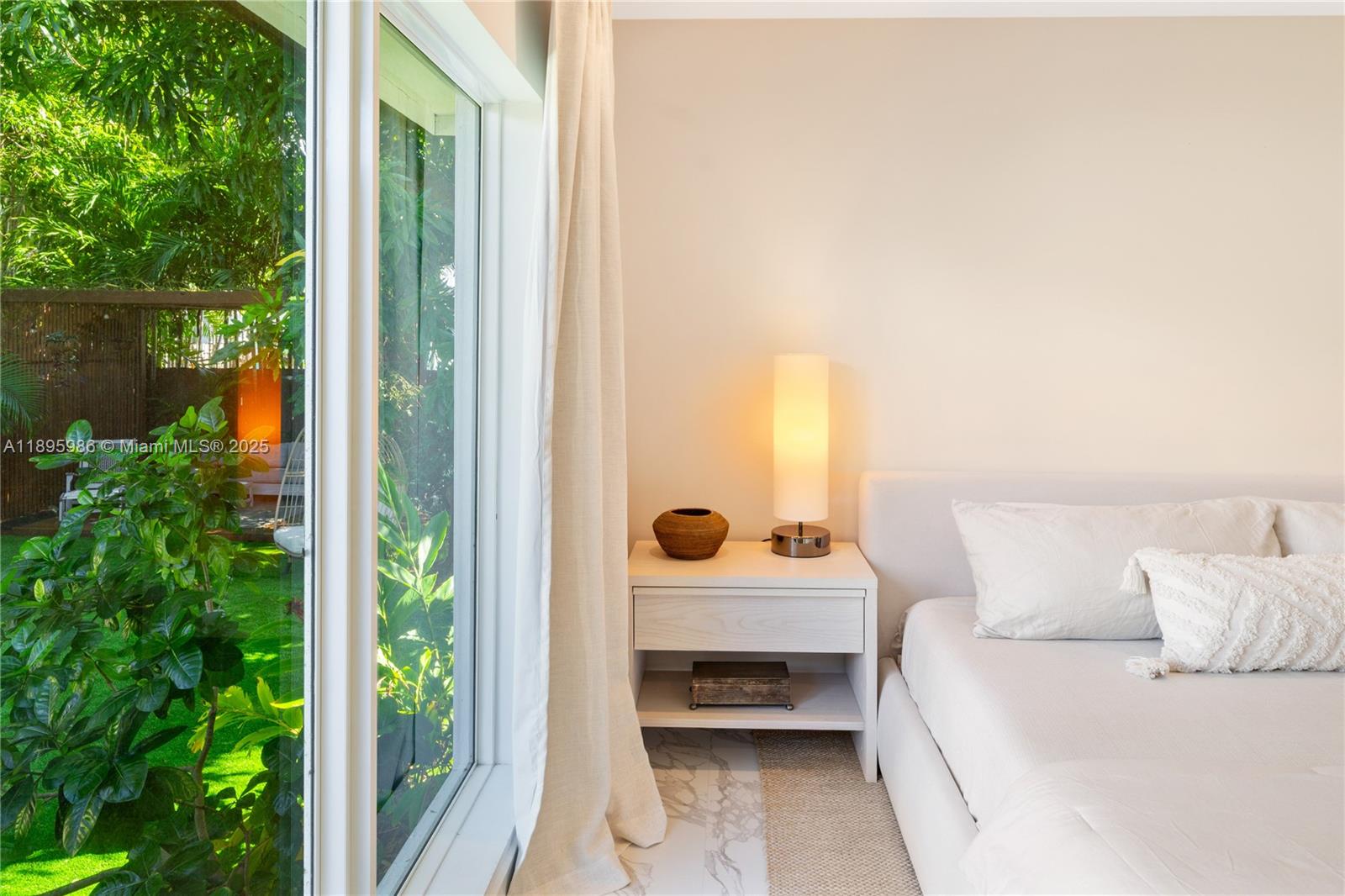 BRICKELL ESTATES - Residential