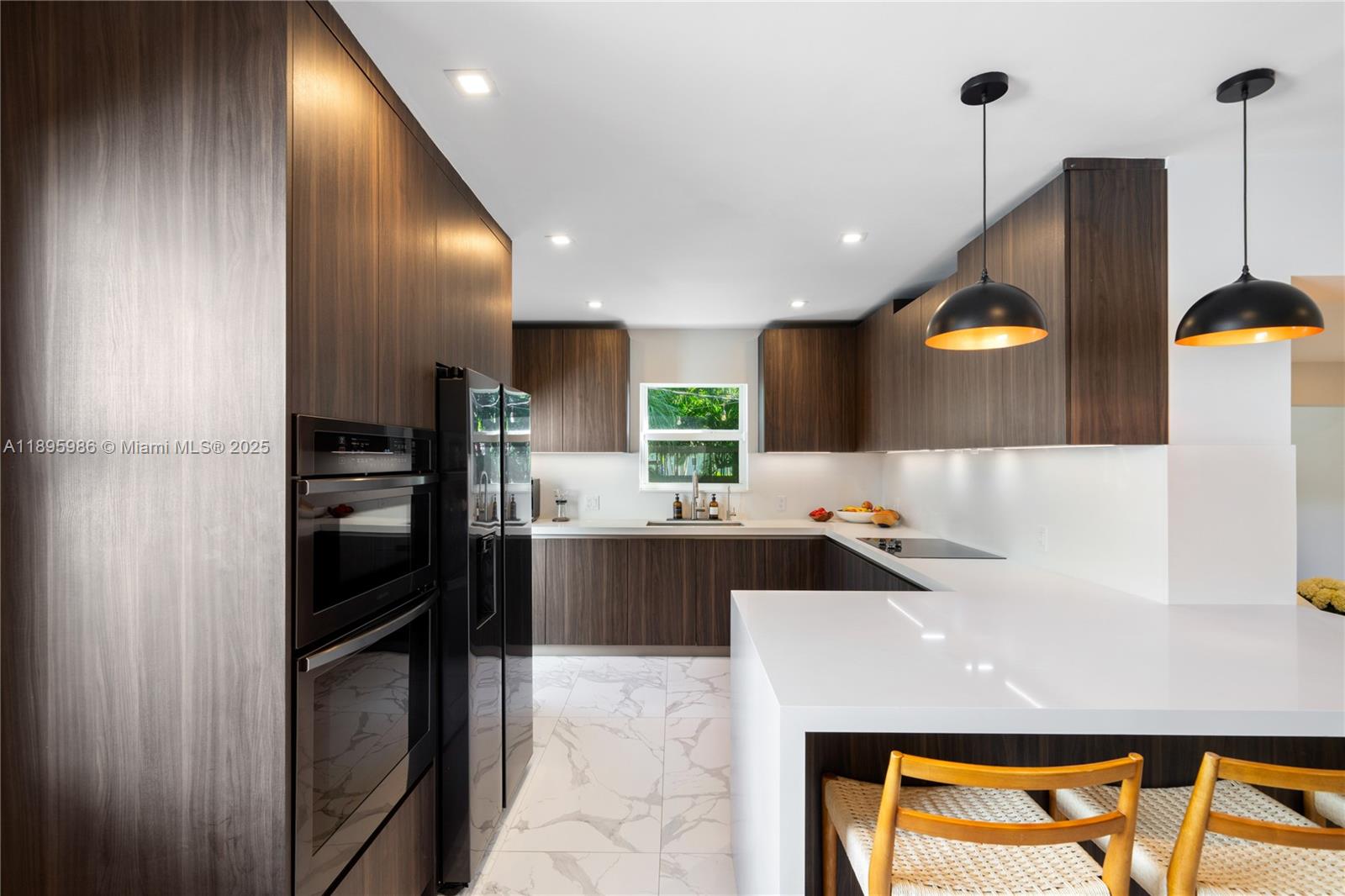 BRICKELL ESTATES - Residential