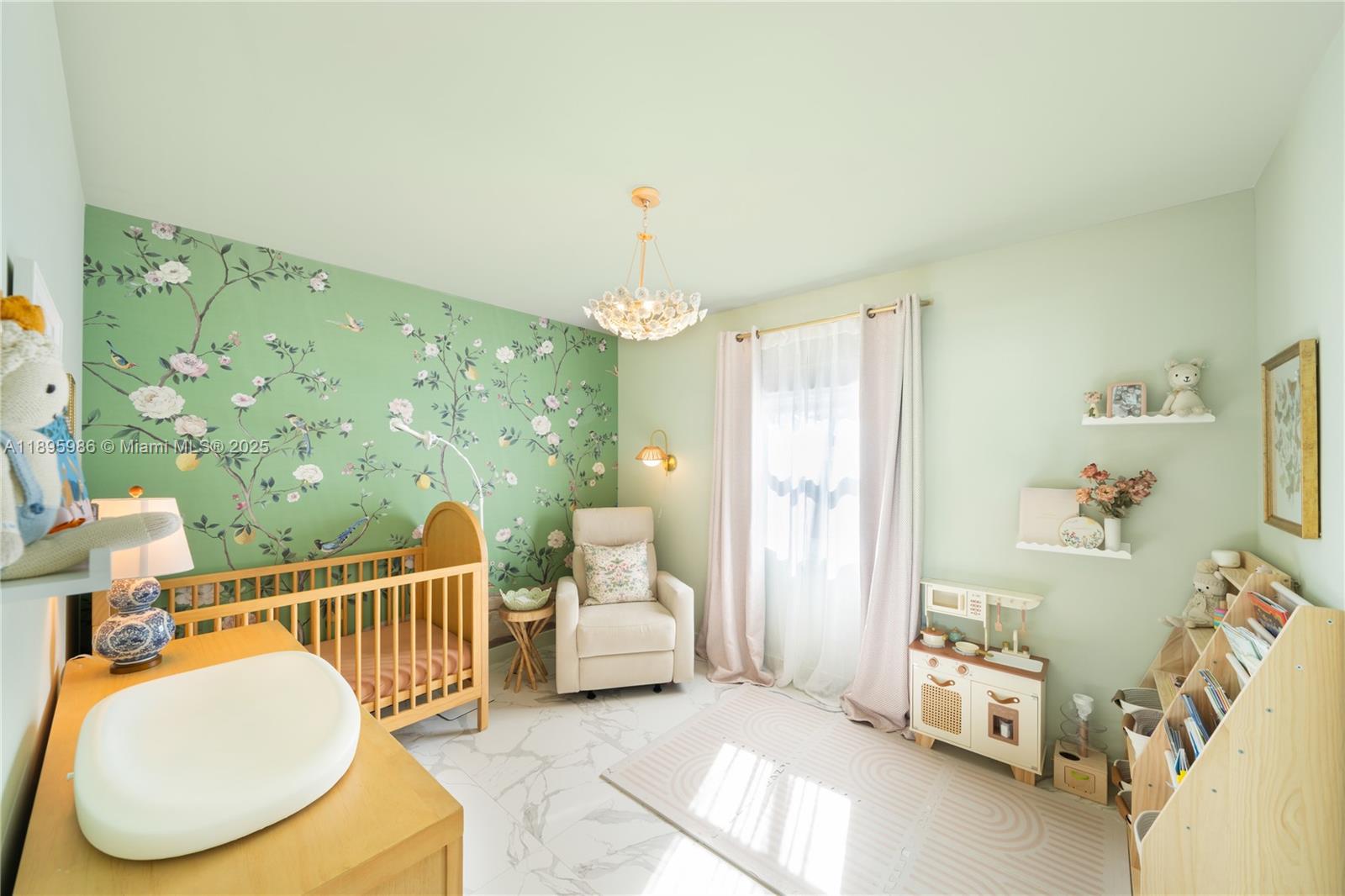 BRICKELL ESTATES - Residential