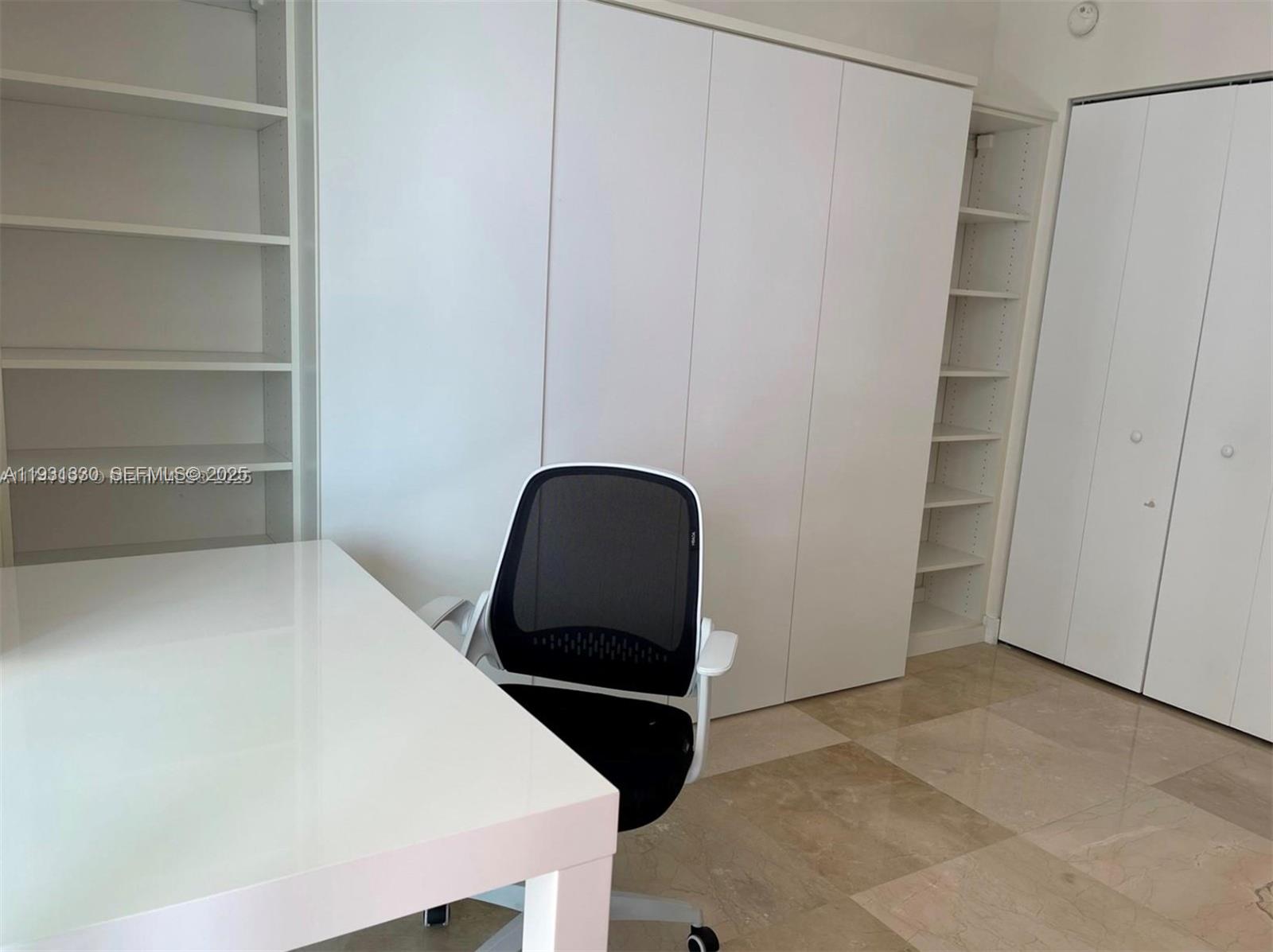 ST TROPEZ ON THE BAY III - Residential Lease