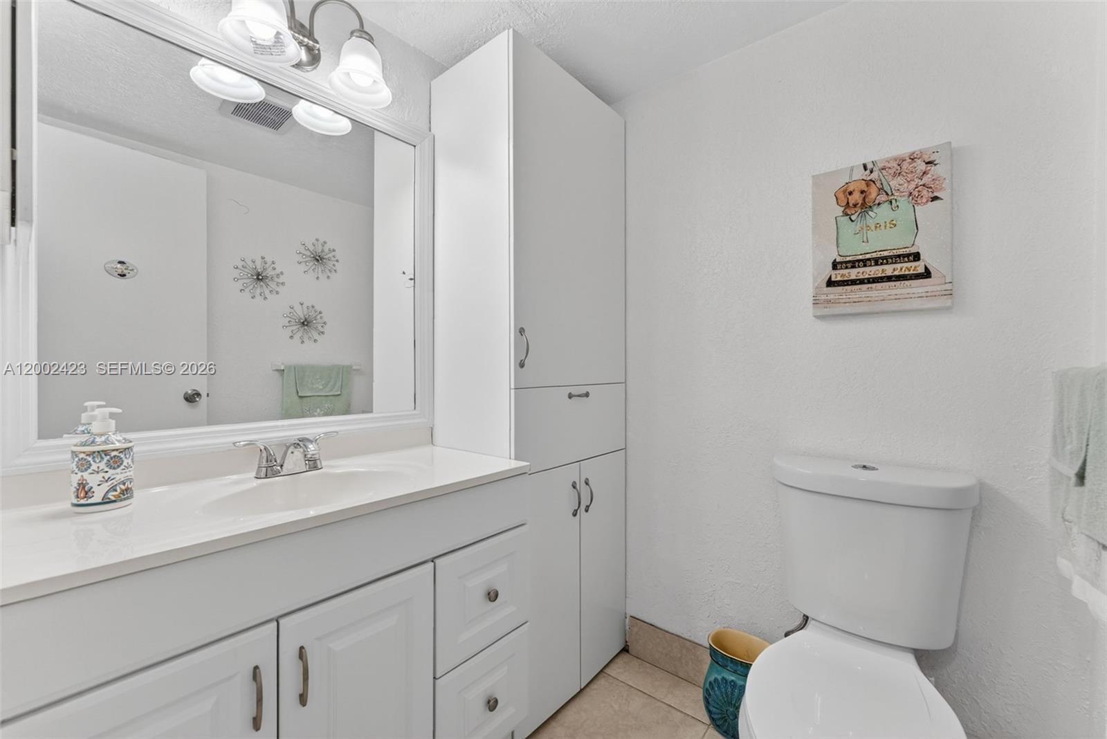 CASTLE APARTMENTS 11 COND - Residential