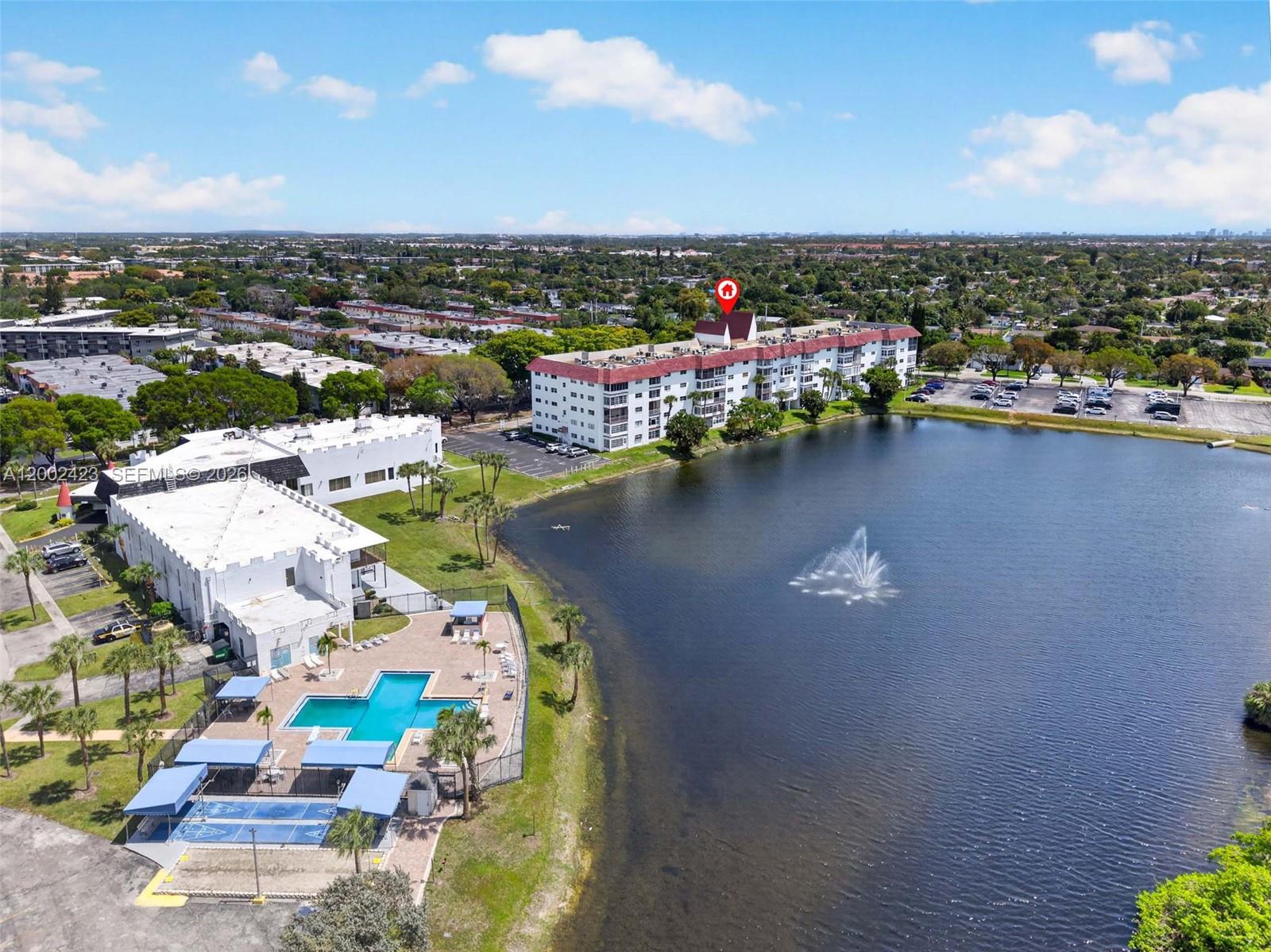 CASTLE APARTMENTS 11 COND - Residential